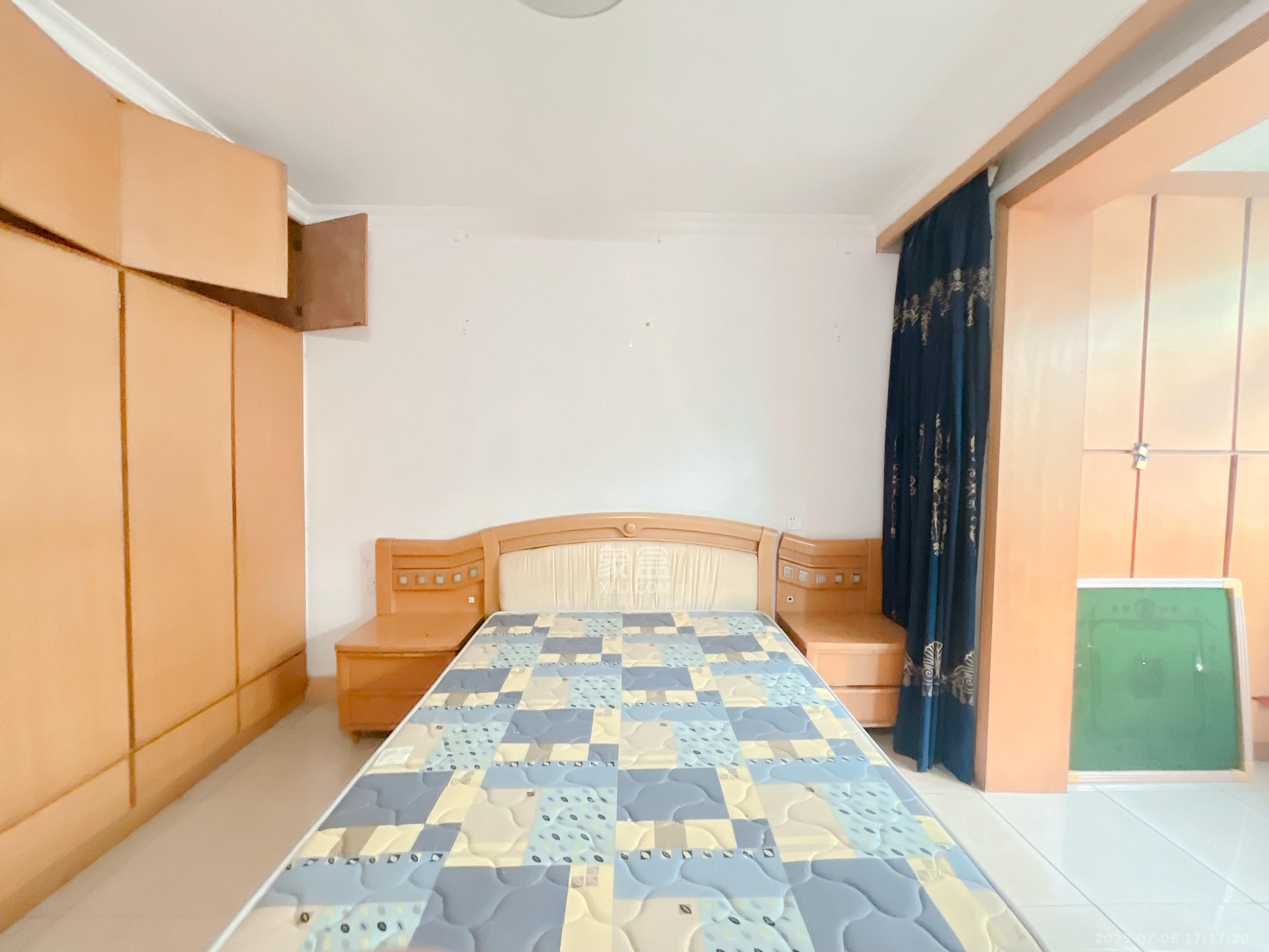 人造板厂宿舍（新河北堤1号）  2室2厅1卫   1500.00元/月室内图