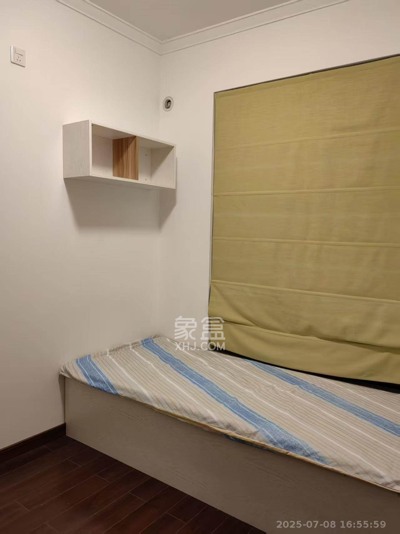 万科里梅溪郡  3室2厅2卫   3500.00元/月室内图