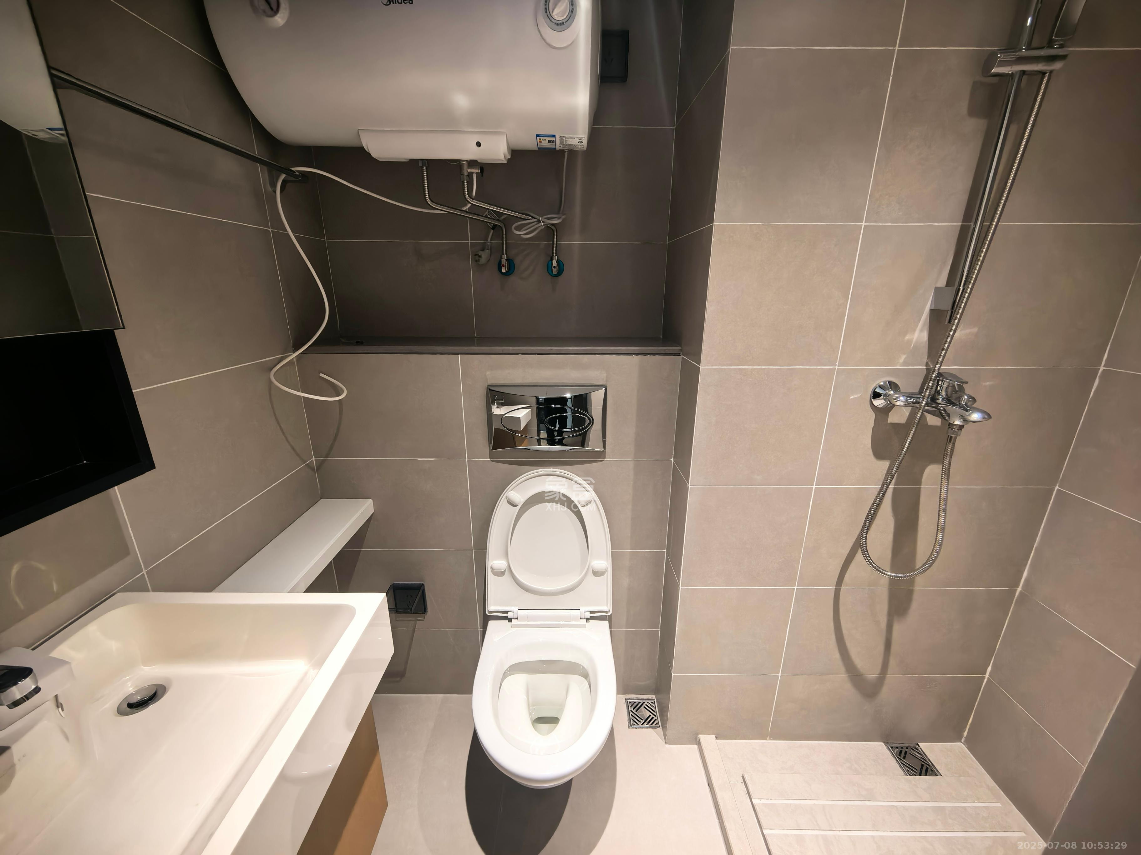 长沙五矿广场  2室1厅1卫    3280.0元/月 长沙五矿广场  2室1厅1卫    3280.0元/月室内图