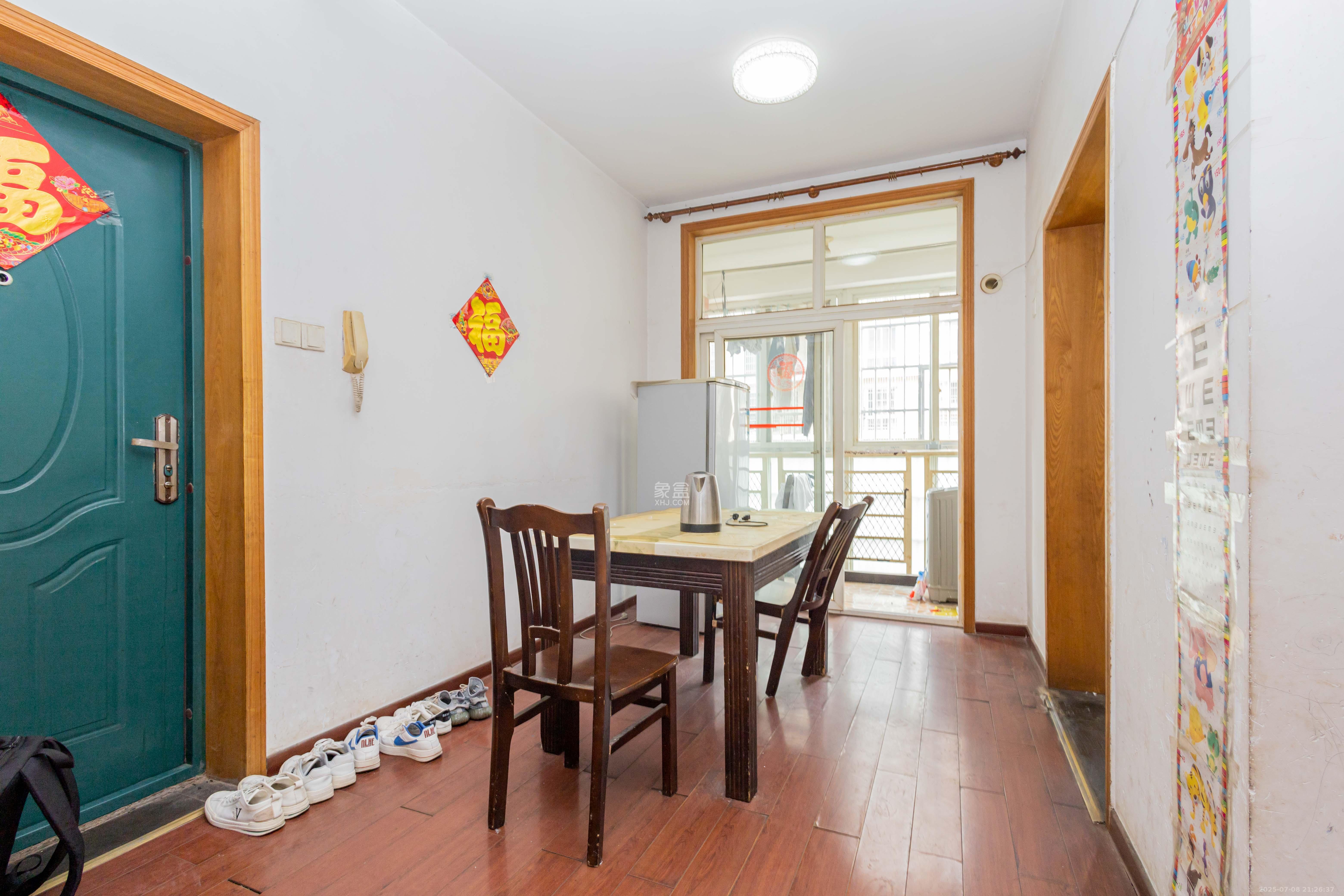 圣力华苑 5室0厅0卫 65.0万 圣力华苑 5室0厅0卫 65.0万客厅