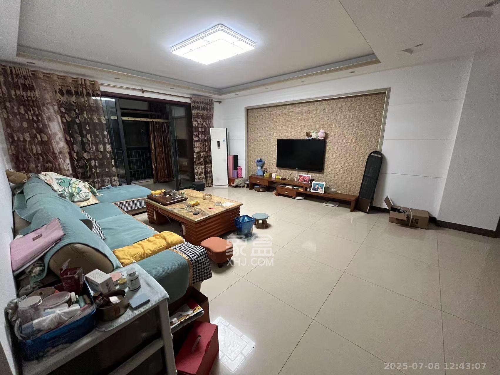 鹏基诺亚山林  4室2厅2卫    2680.0元/月 鹏基诺亚山林  4室2厅2卫    2680.0元/月室内图1