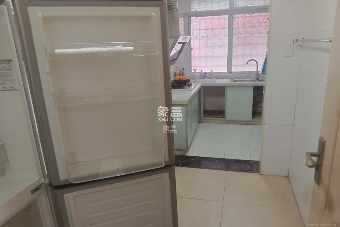 民政局宿舍  2室1厅1卫    1600.0元/月 民政局宿舍  2室1厅1卫    1600.0元/月室内图