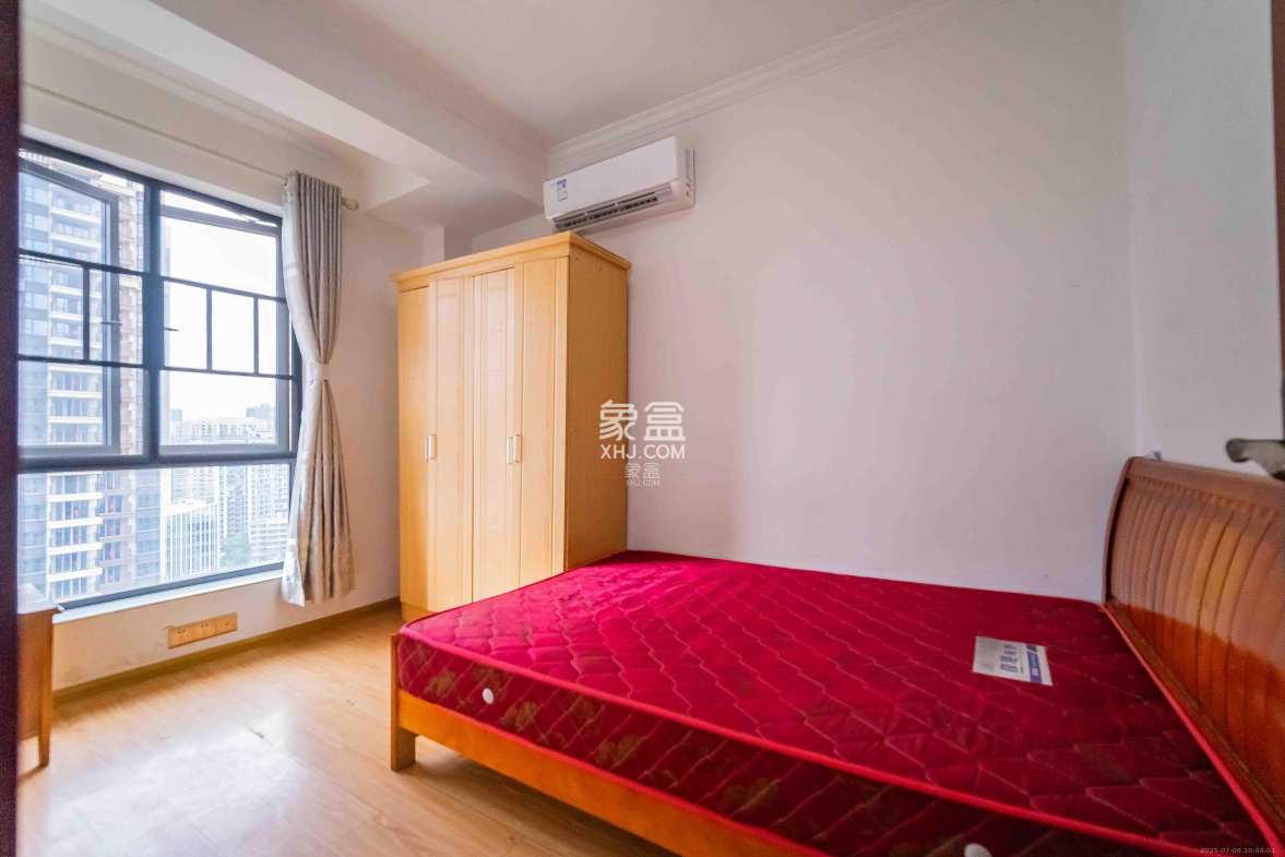 兴旺正佳广场(金石雅苑) 3室2厅2卫 2400.0元/月 兴旺正佳广场(金石雅苑) 3室2厅2卫 2400.0元/月室内图