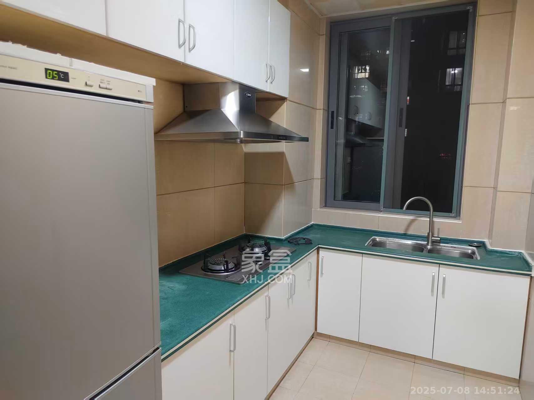上海城小区  2室2厅1卫   2600.00元/月室内图