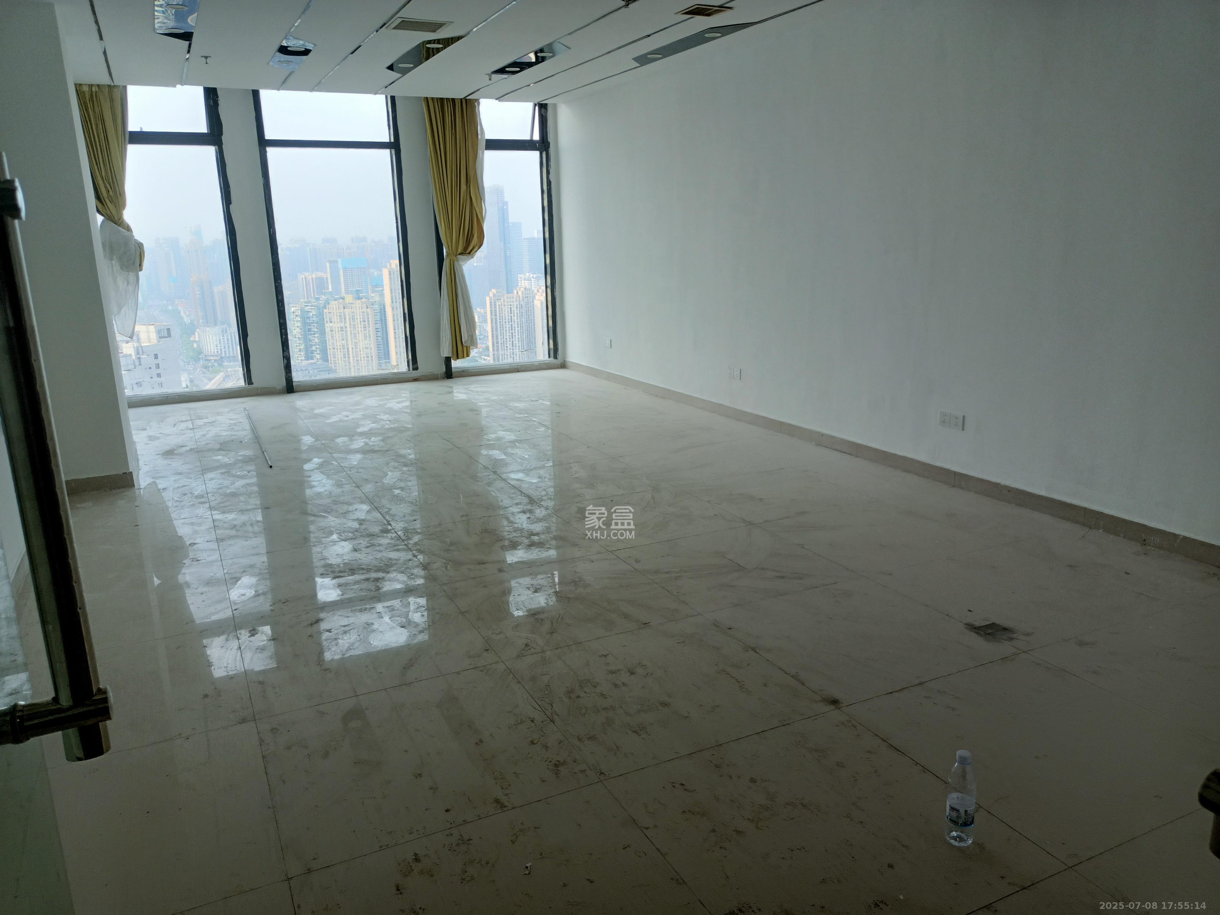 万达广场   62.0㎡     3000.00元/月室内图