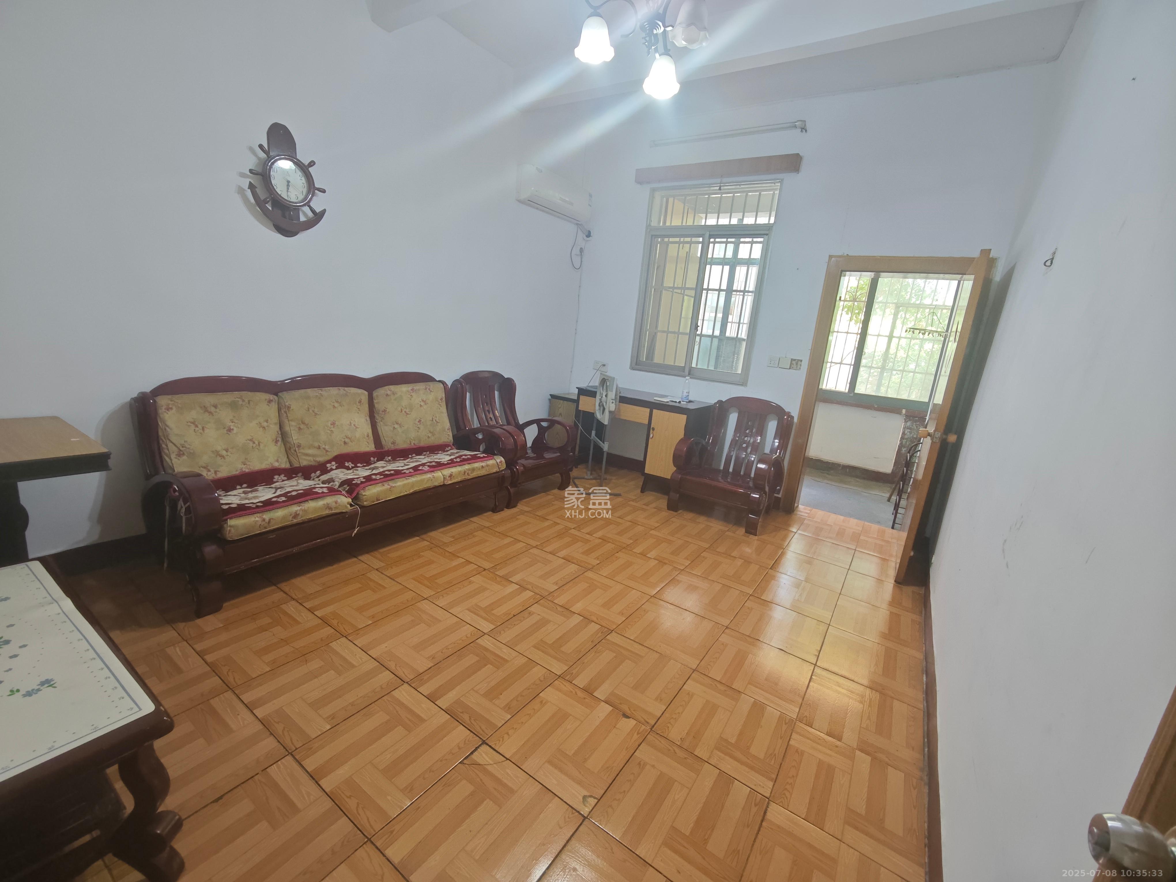 建湘新村  1室1厅1卫   1000.00元/月室内图