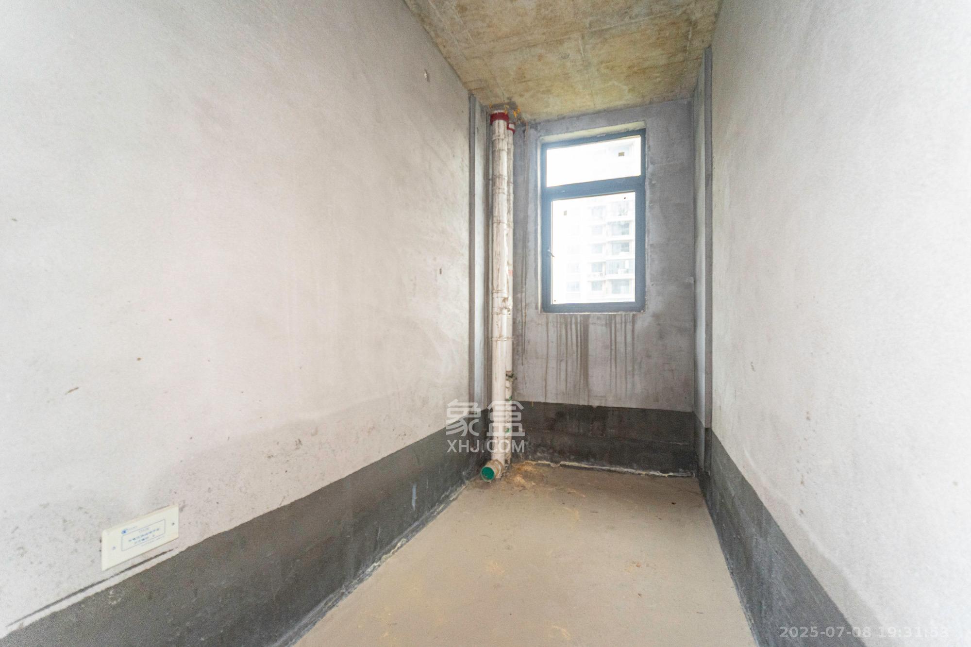 永宏万家里 4室2厅2卫 108.0万 永宏万家里 4室2厅2卫 108.0万卫生间