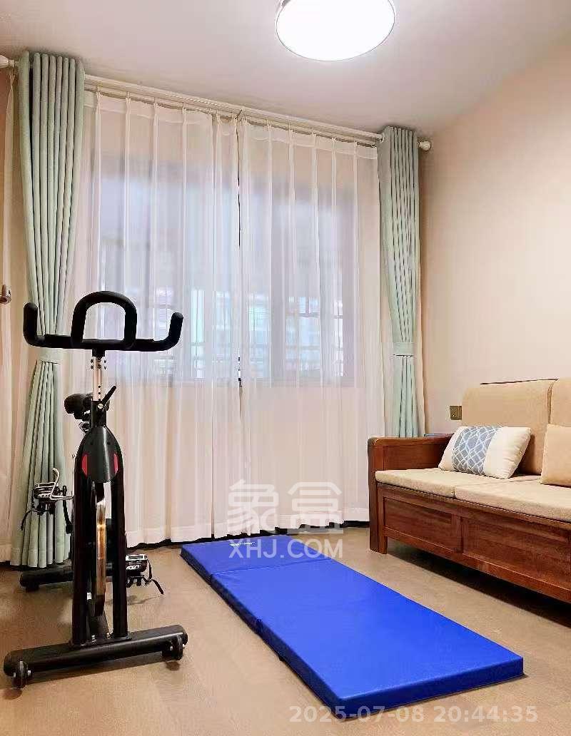 中海阅麓山一期  3室2厅2卫   5000.00元/月