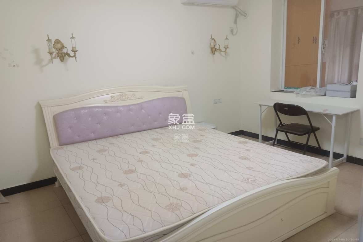 民政局宿舍  2室1厅1卫    1600.0元/月 民政局宿舍  2室1厅1卫    1600.0元/月室内图