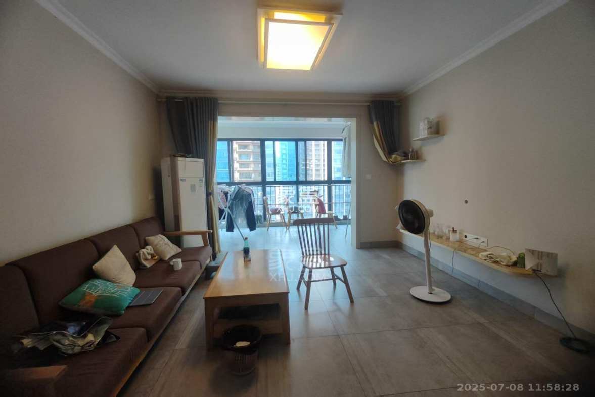 金轮翡翠名园 3室2厅2卫 1900.0元/月 金轮翡翠名园 3室2厅2卫 1900.0元/月户型图