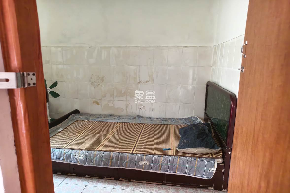 宇盛小区 2室1厅1卫 1300.0元/月 宇盛小区 2室1厅1卫 1300.0元/月室内图