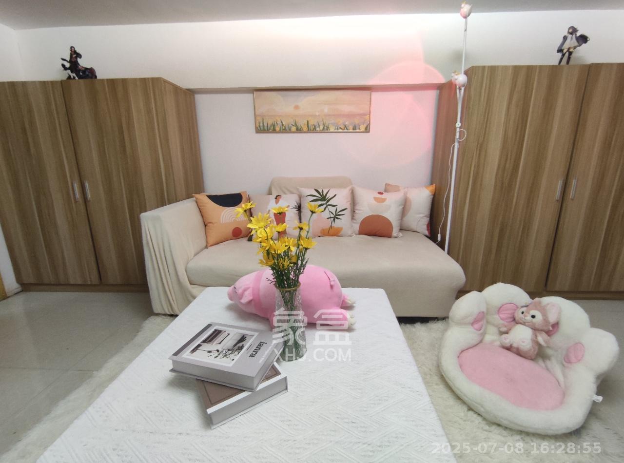 融圣国际 3室2厅2卫 3400.0元/月 融圣国际 3室2厅2卫 3400.0元/月室内图