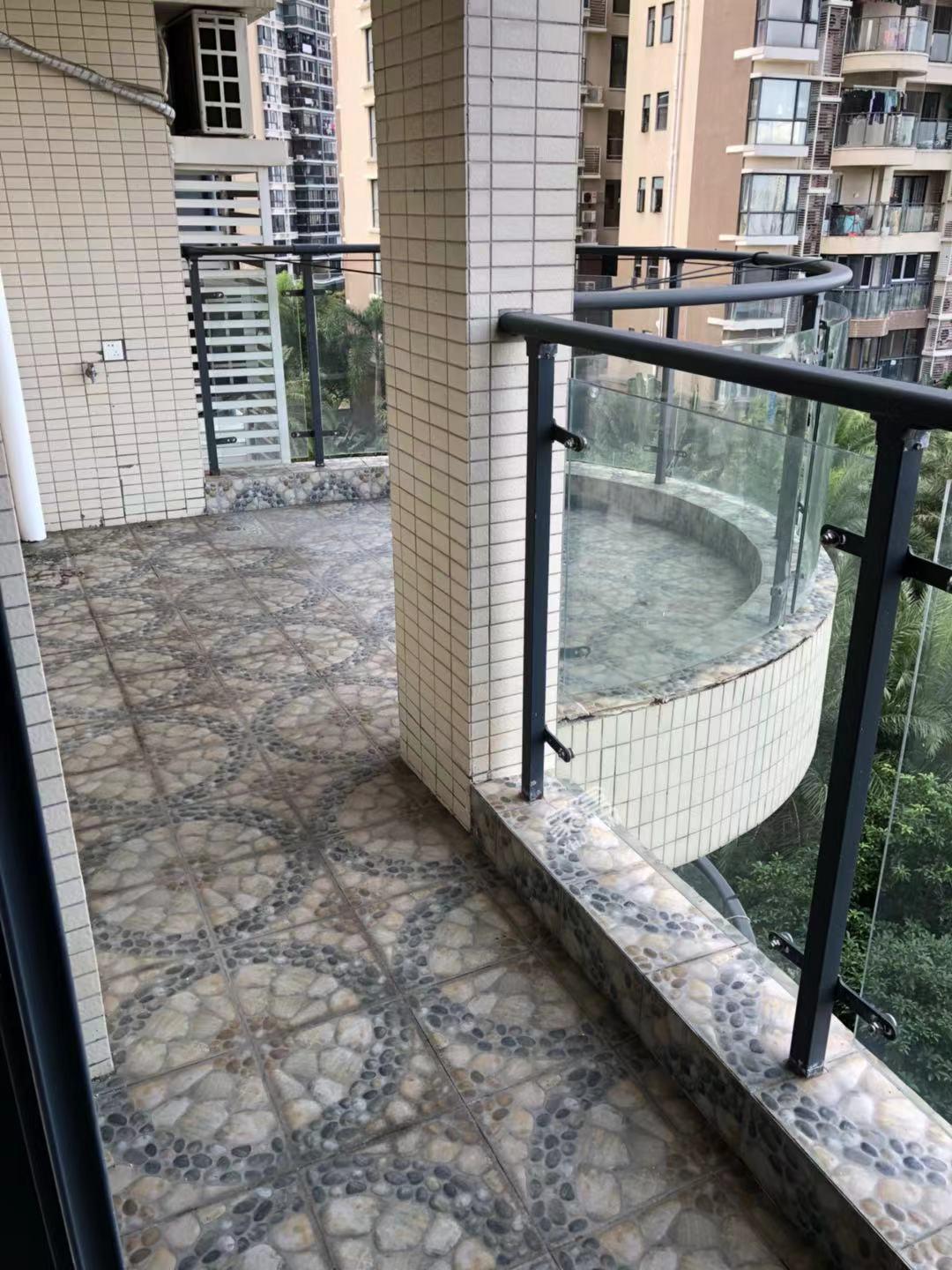 丽晶温泉海景花园二期(丽晶维港、丽晶海景花园) 2室2厅2卫 180.0万 丽晶温泉海景花园二期(丽晶维港、丽晶海景花园) 2室2厅2卫 180.0万室内图