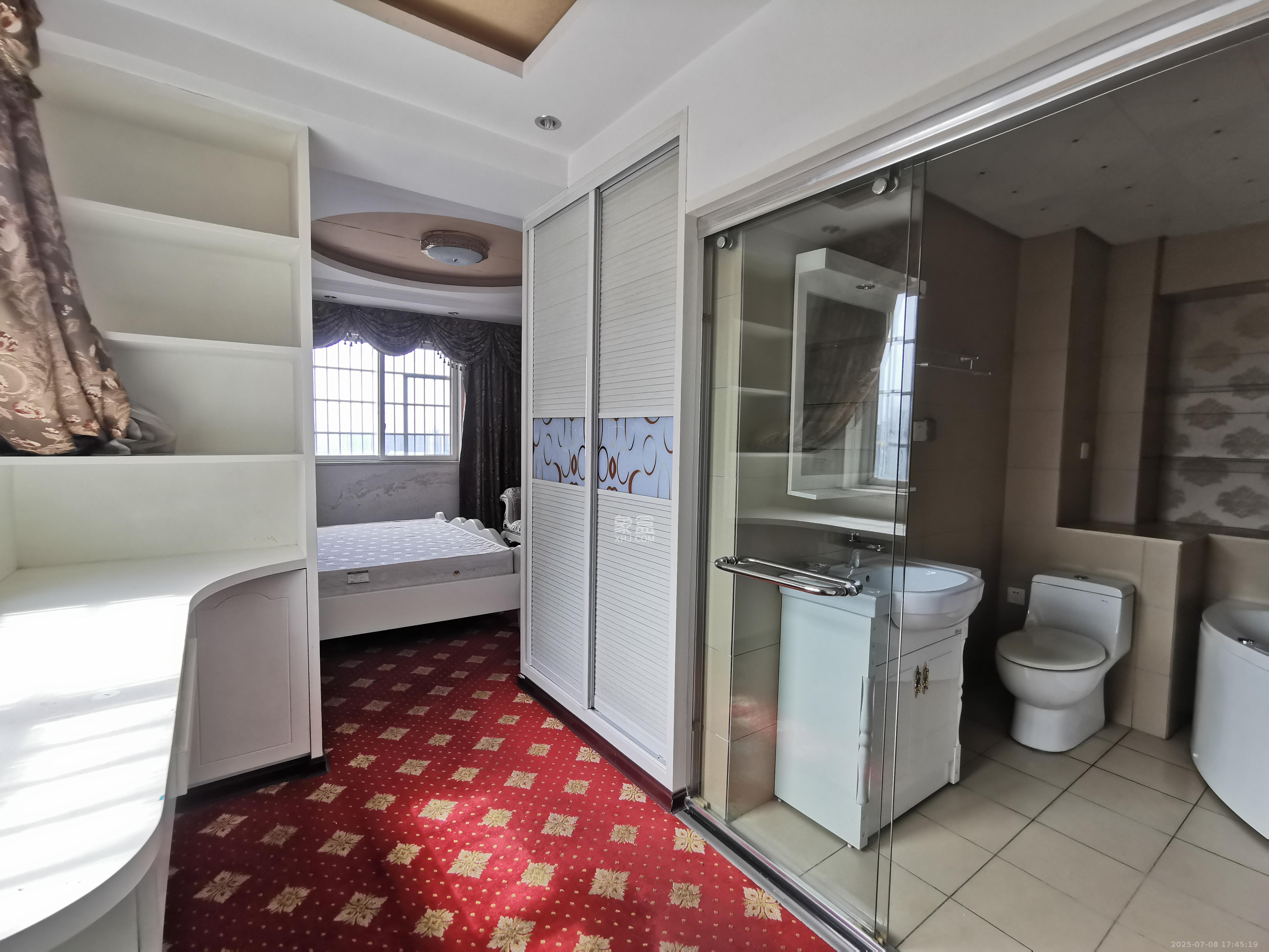 锦璨家园 4室2厅2卫 3500.0元/月 锦璨家园 4室2厅2卫 3500.0元/月室内图