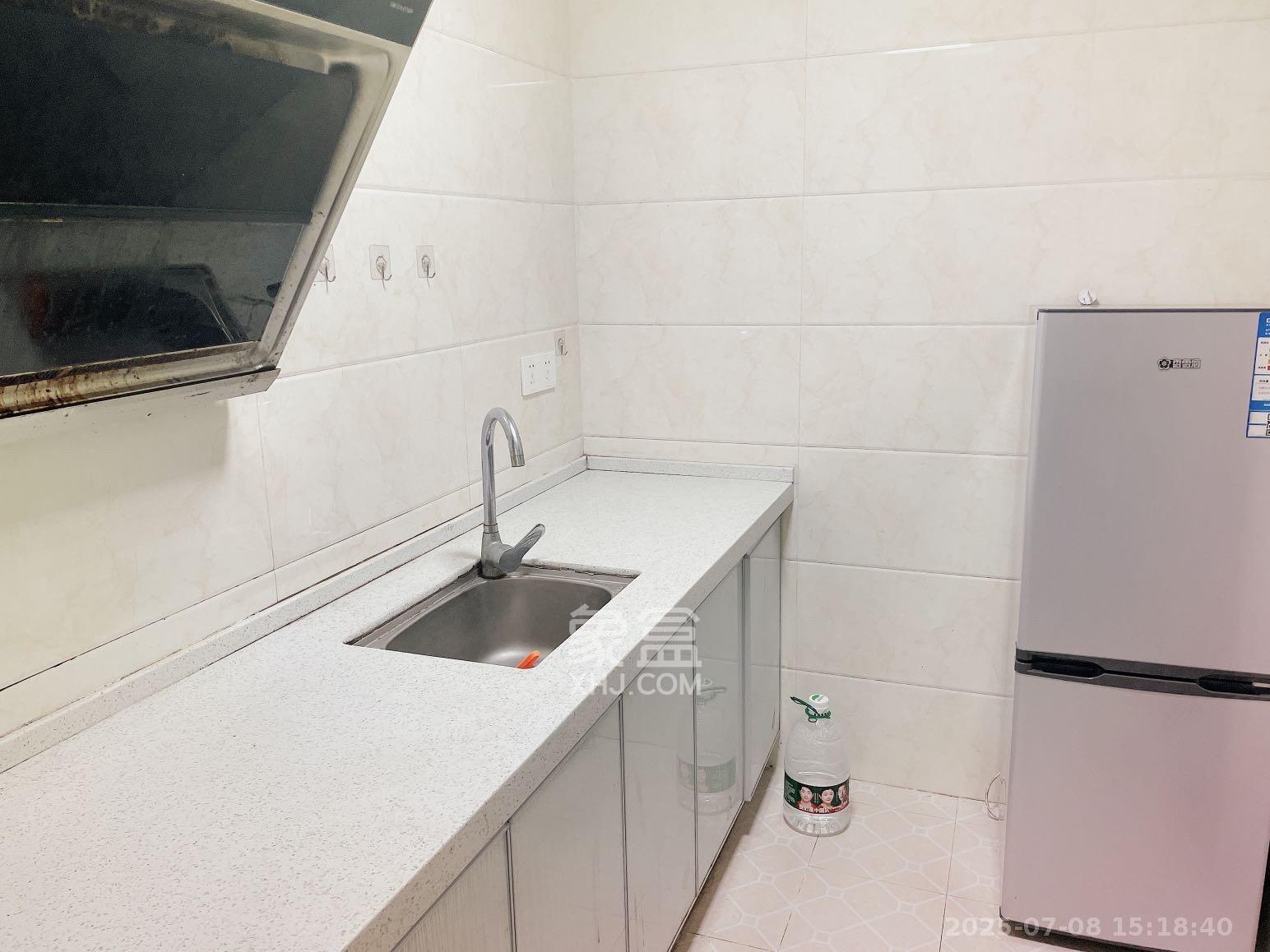 家和苑(原梅溪湖保障性住房一期) 1室1厅1卫 1000.0元/月 家和苑(原梅溪湖保障性住房一期) 1室1厅1卫 1000.0元/月室内图