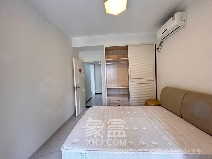 荣悦台  3室2厅2卫   5300.00元/月室内图