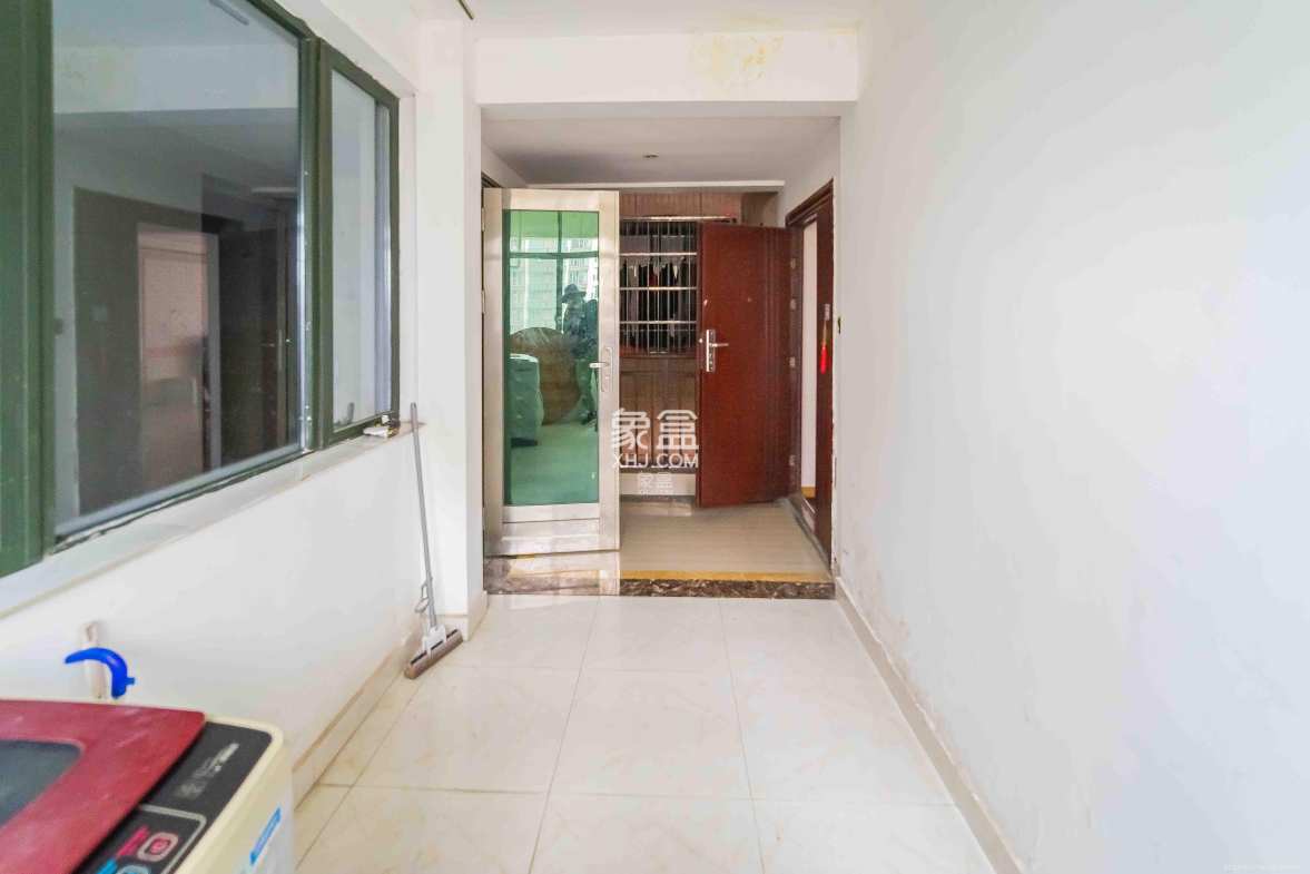 兴旺正佳广场(金石雅苑) 3室2厅2卫 2400.0元/月 兴旺正佳广场(金石雅苑) 3室2厅2卫 2400.0元/月室内图