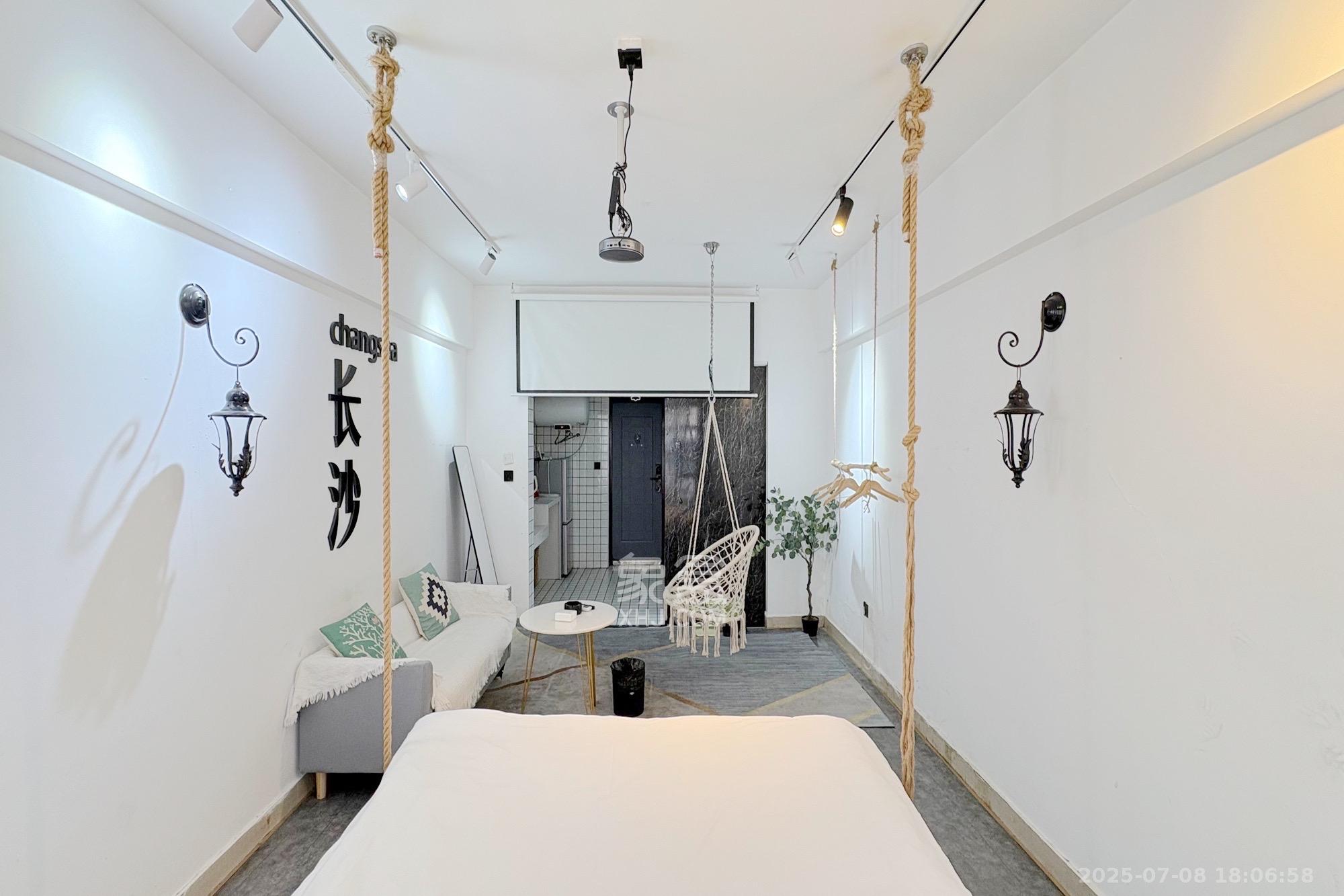 蚂蚁工房 1室1厅1卫 1800.0元/月 蚂蚁工房 1室1厅1卫 1800.0元/月室内图