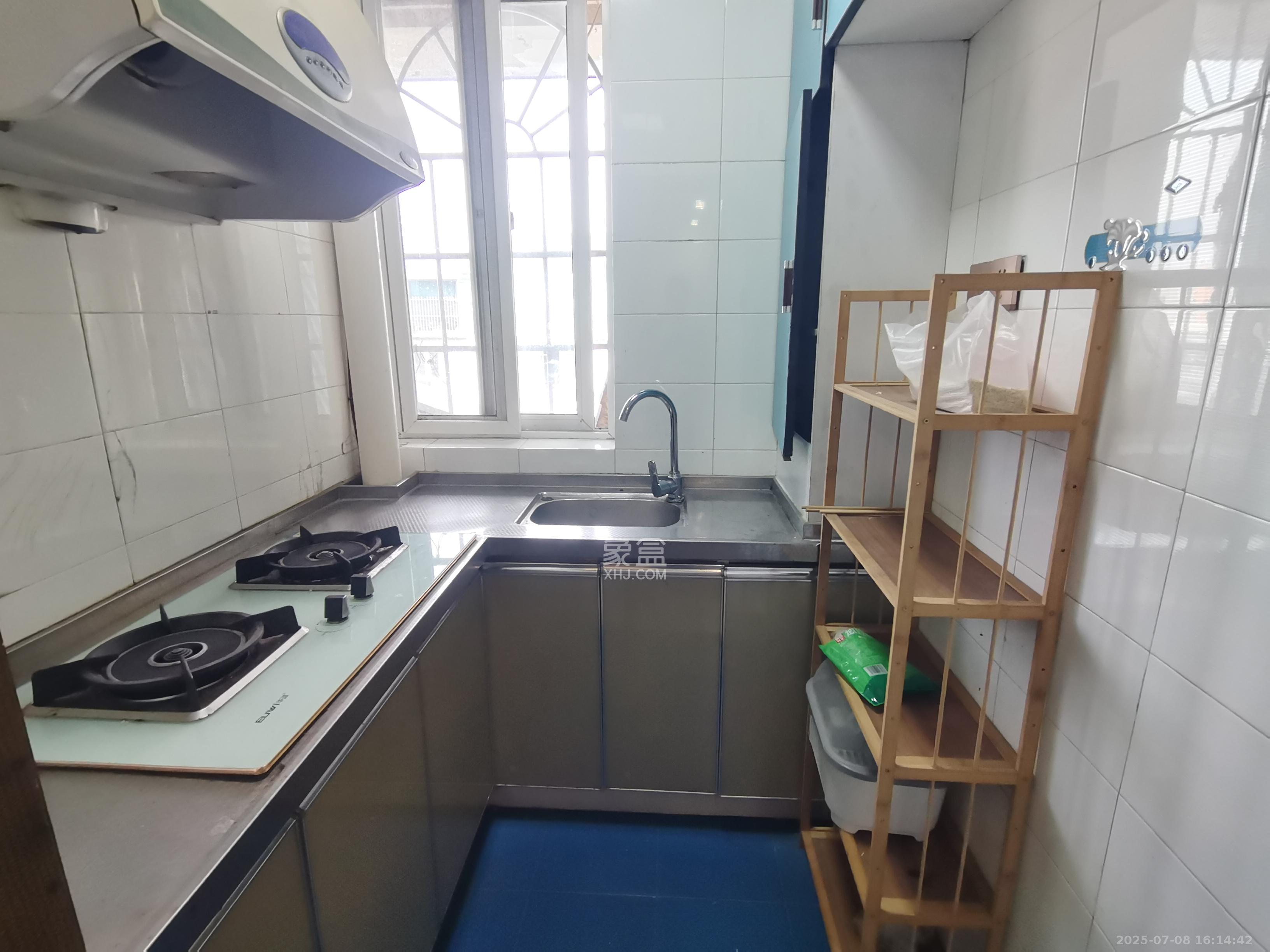 佳润新城(佳润新都)  2室1厅1卫    1600.0元/月 佳润新城(佳润新都)  2室1厅1卫    1600.0元/月室内图