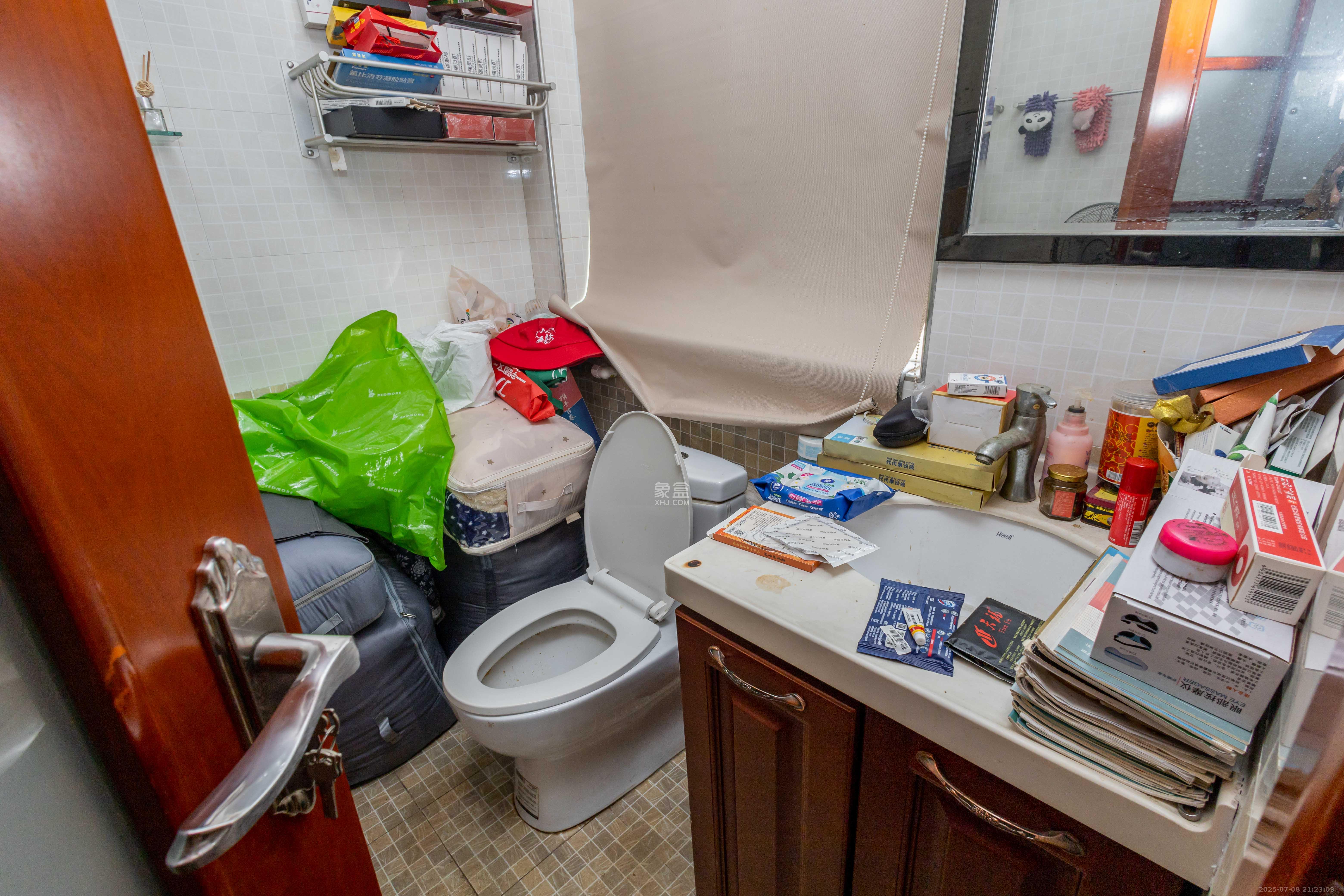 嘉盛和园  3室2厅2卫    85.0万卫生间