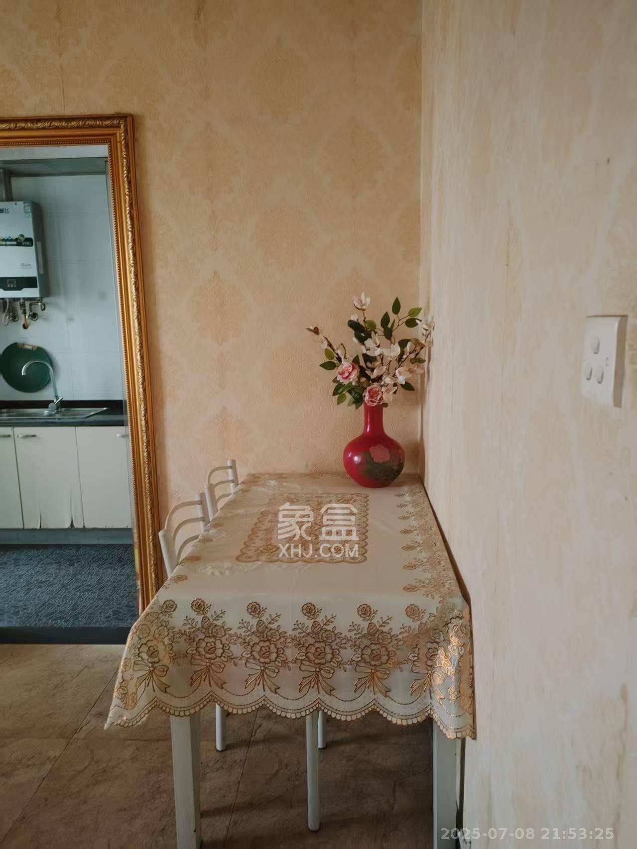 兰亭优壳（隽峰苑）  2室1厅1卫    2200.0元/月室内图