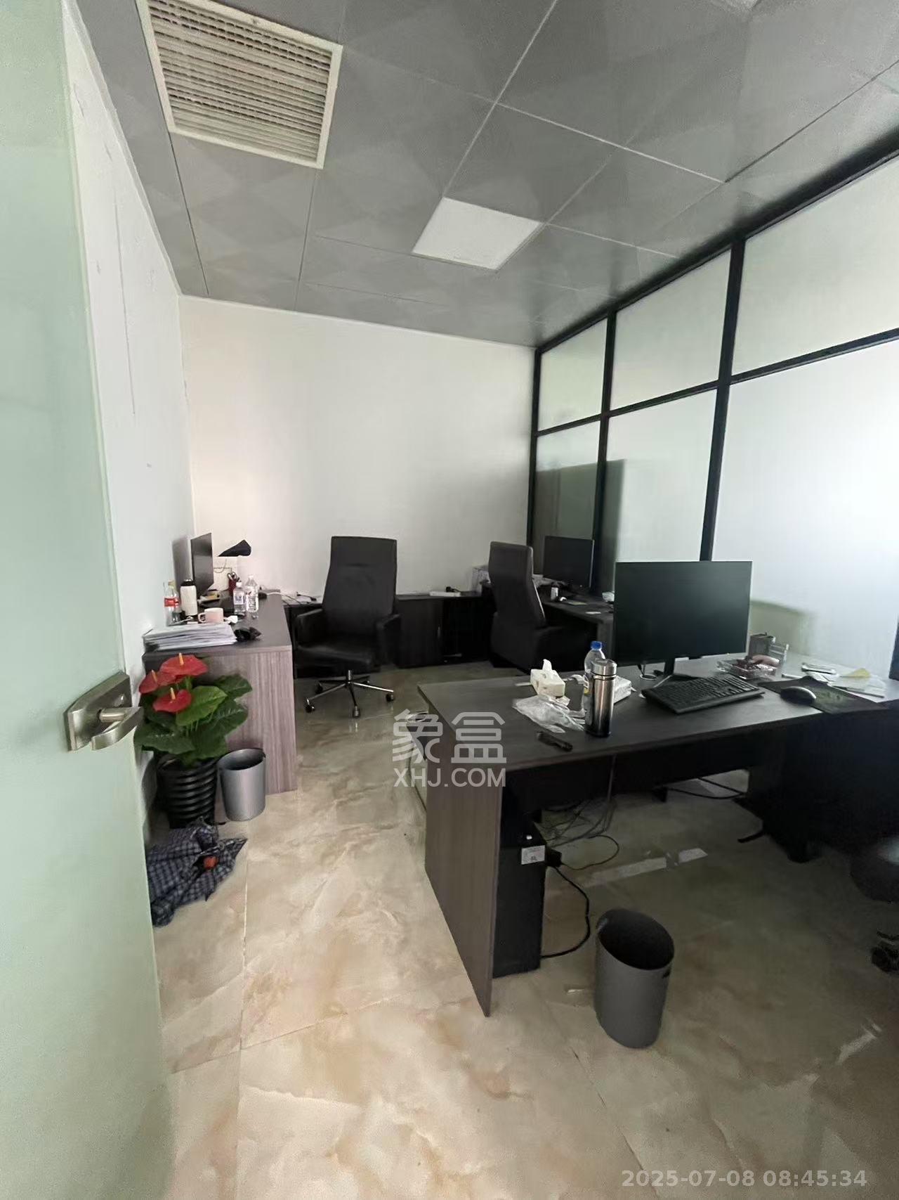 融科东南海   178.0㎡      8000.0元/月室内图