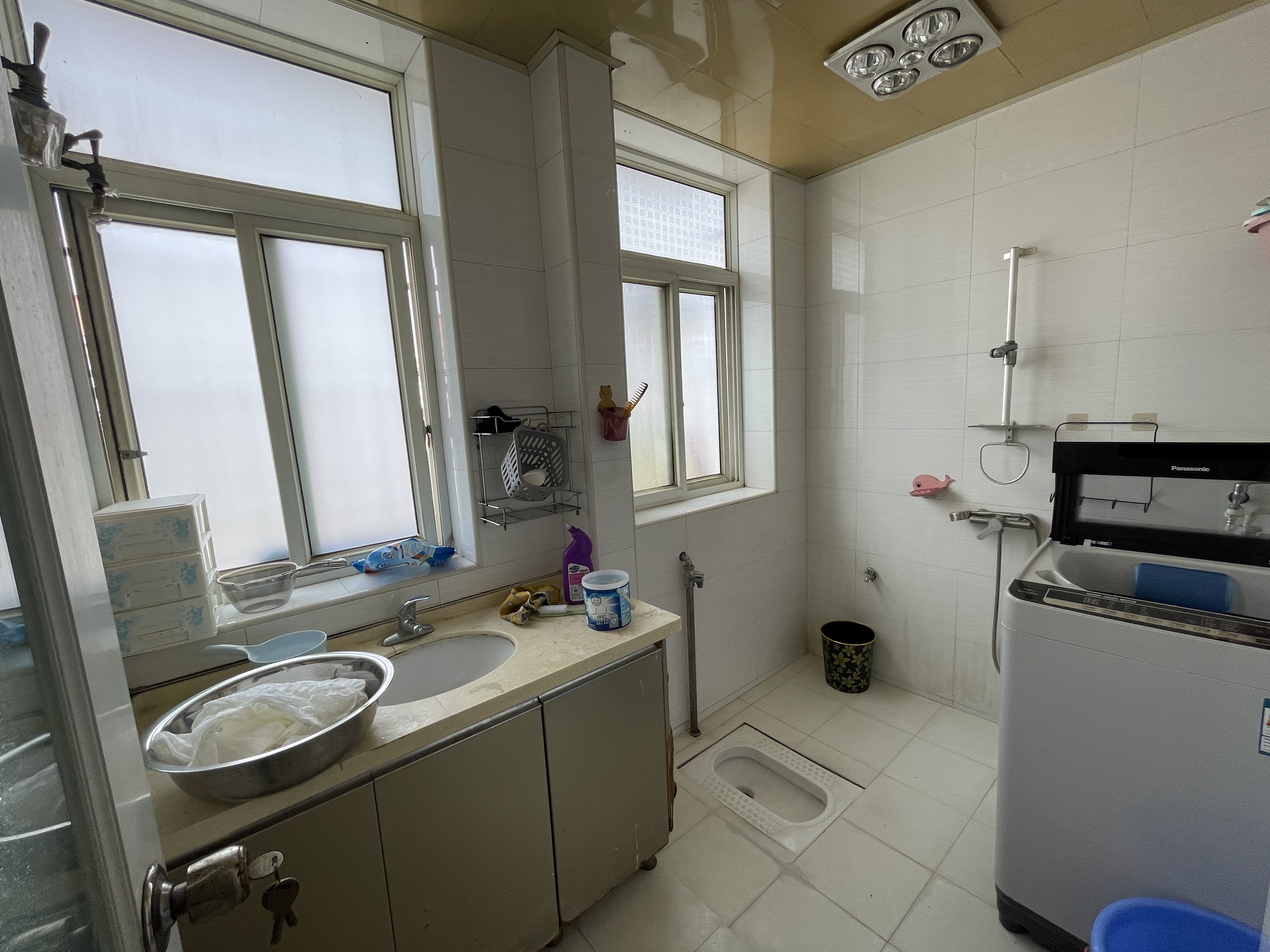 富桥市场 4室2厅2卫 1200.0元/月 富桥市场 4室2厅2卫 1200.0元/月室内图