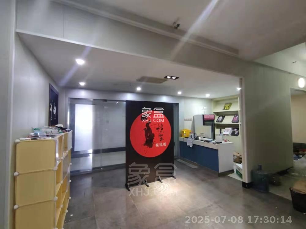 保利大厦 4室2厅2卫 3700.0元/月 保利大厦 4室2厅2卫 3700.0元/月室内图