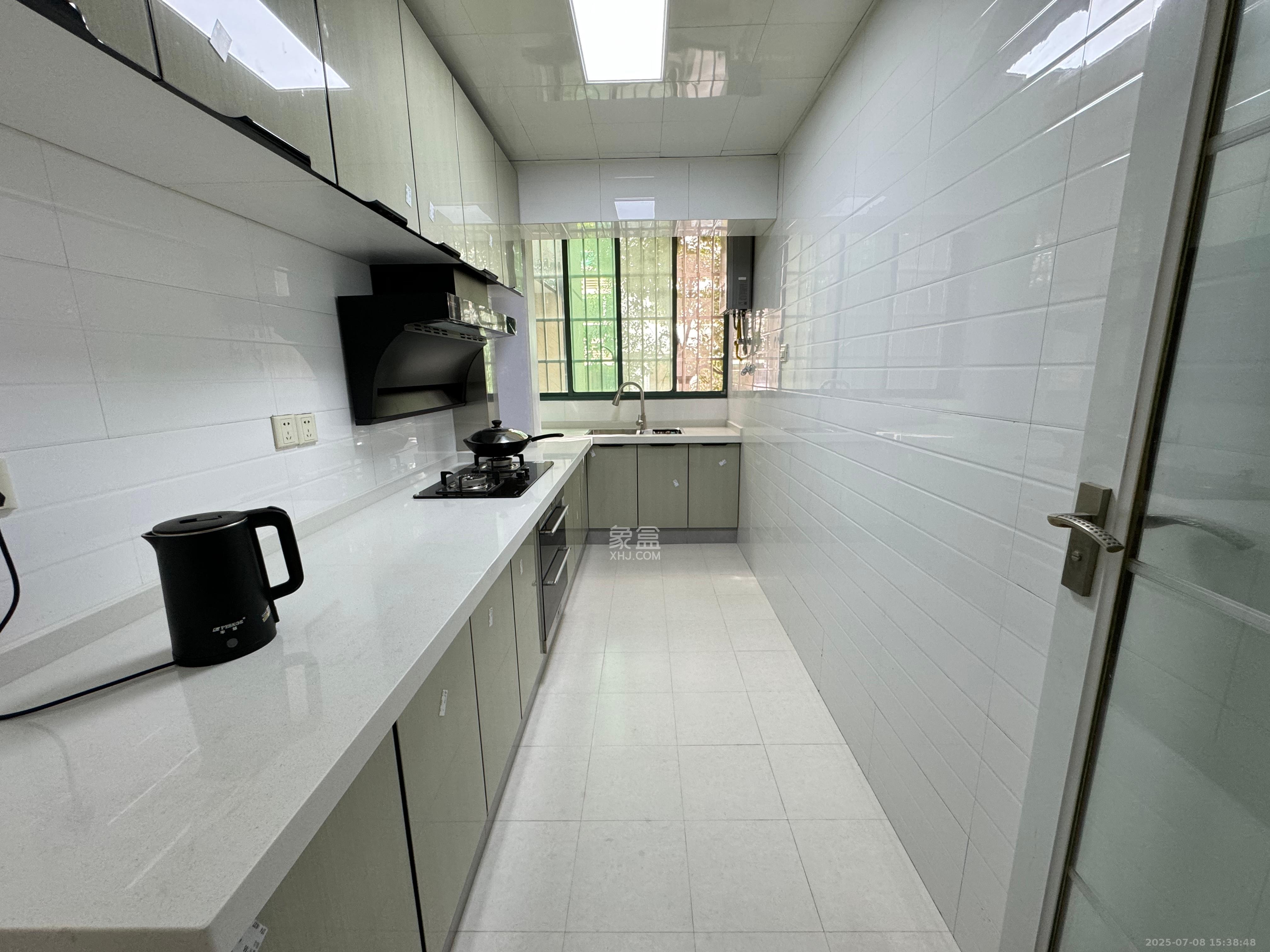 柠檬丽都 4室2厅1卫 2700.0元/月 柠檬丽都 4室2厅1卫 2700.0元/月室内图