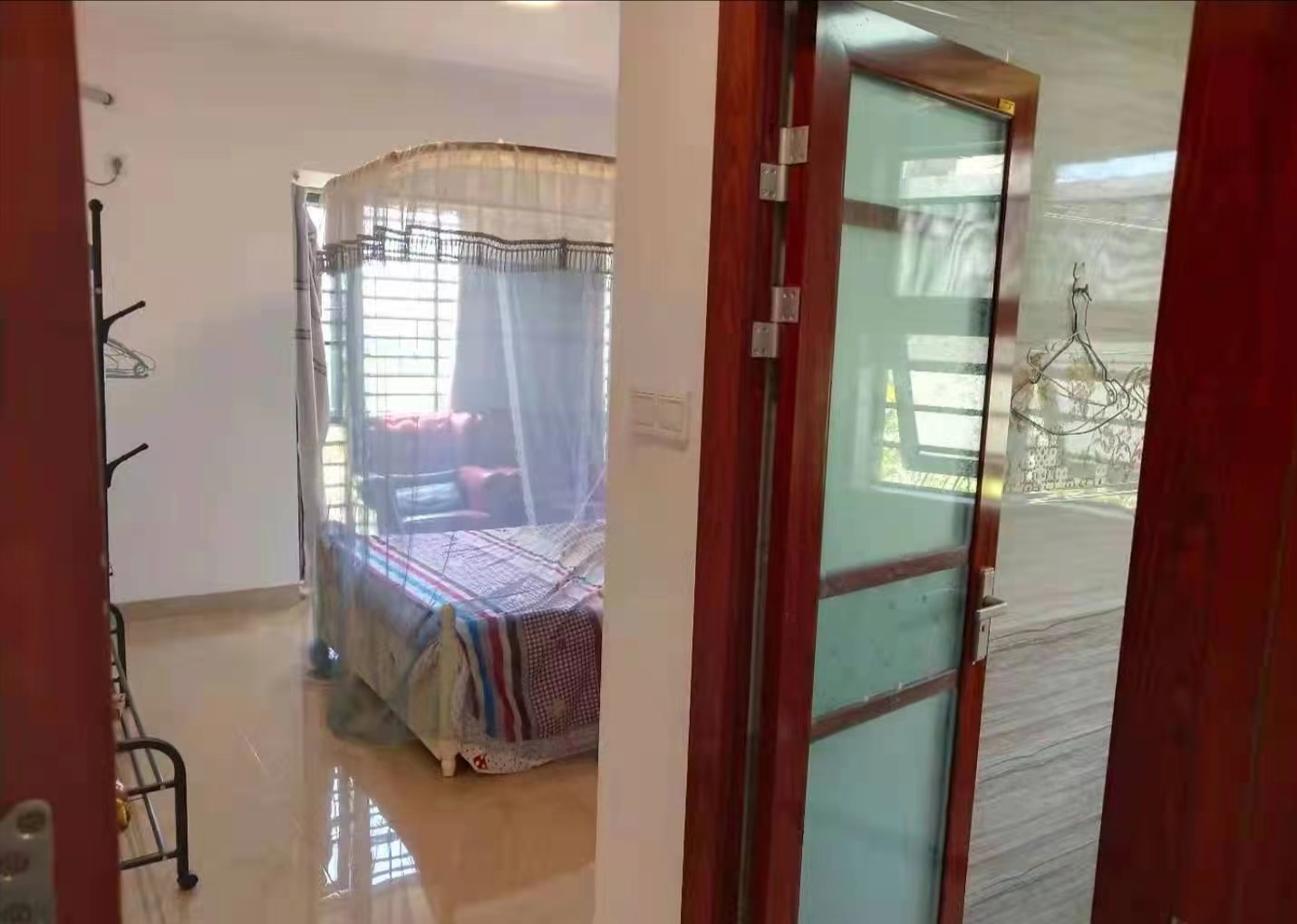 丽晶温泉海景花园一期(别名:丽晶维港、丽晶海景花园) 3室2厅2卫 2800.0元/月 丽晶温泉海景花园一期(别名:丽晶维港、丽晶海景花园) 3室2厅2卫 2800.0元/月室内图