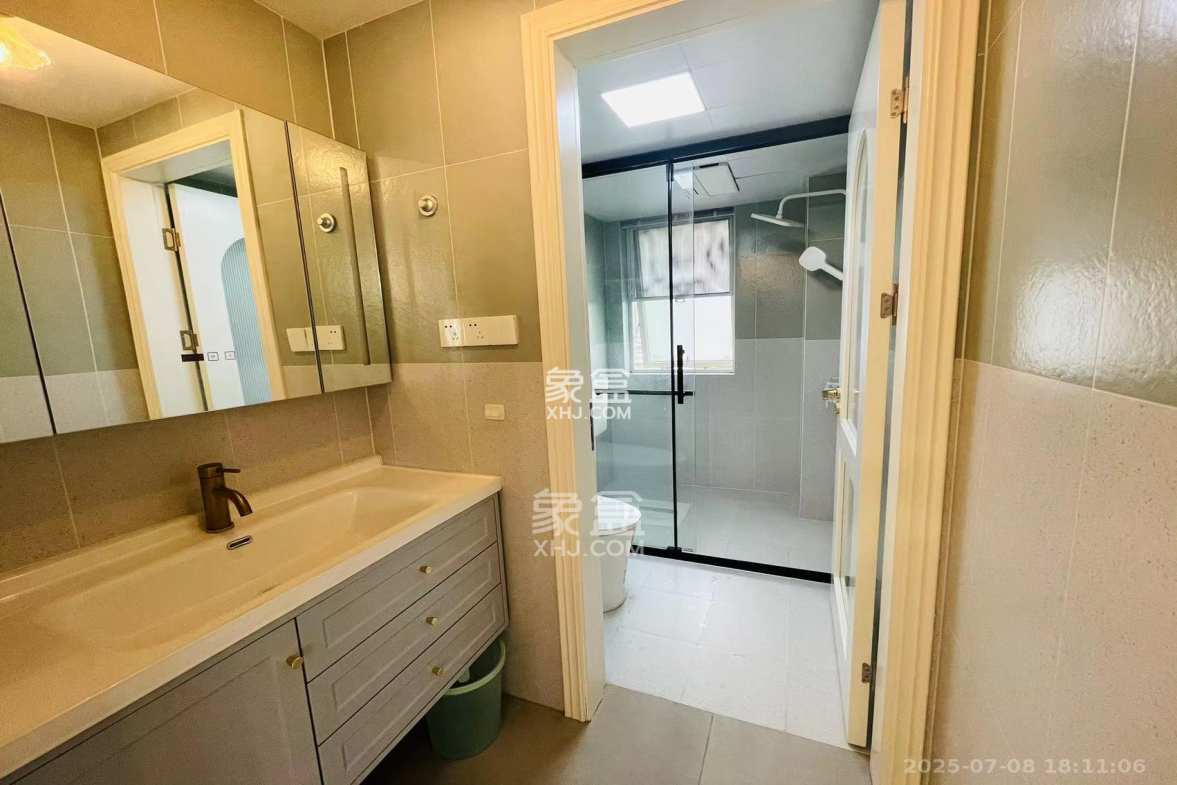 北辰三角洲E7区  4室2厅2卫    6800.0元/月 北辰三角洲E7区  4室2厅2卫    6800.0元/月室内图