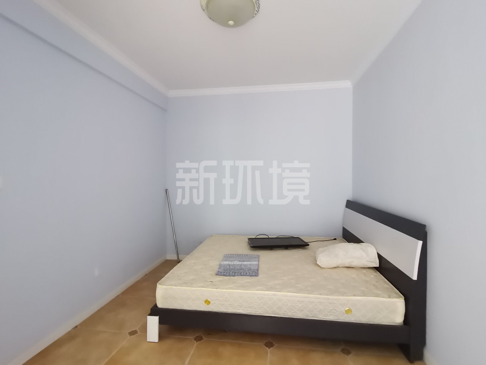 山水印象  2室2厅1卫   1600.00元/月室内图