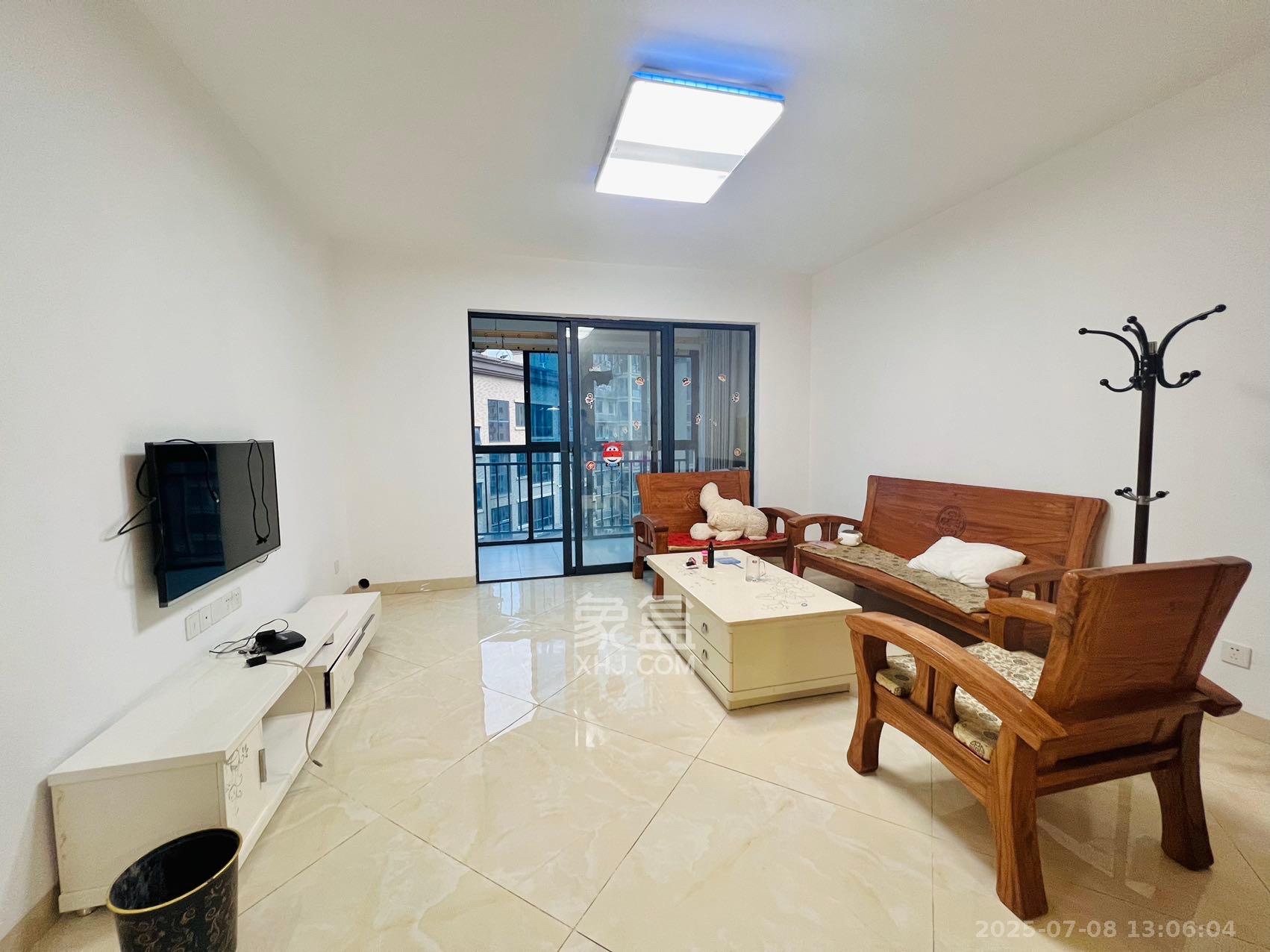 中南红领邦(红星嘉和苑) 2室1厅1卫 2200.0元/月 中南红领邦(红星嘉和苑) 2室1厅1卫 2200.0元/月室内图