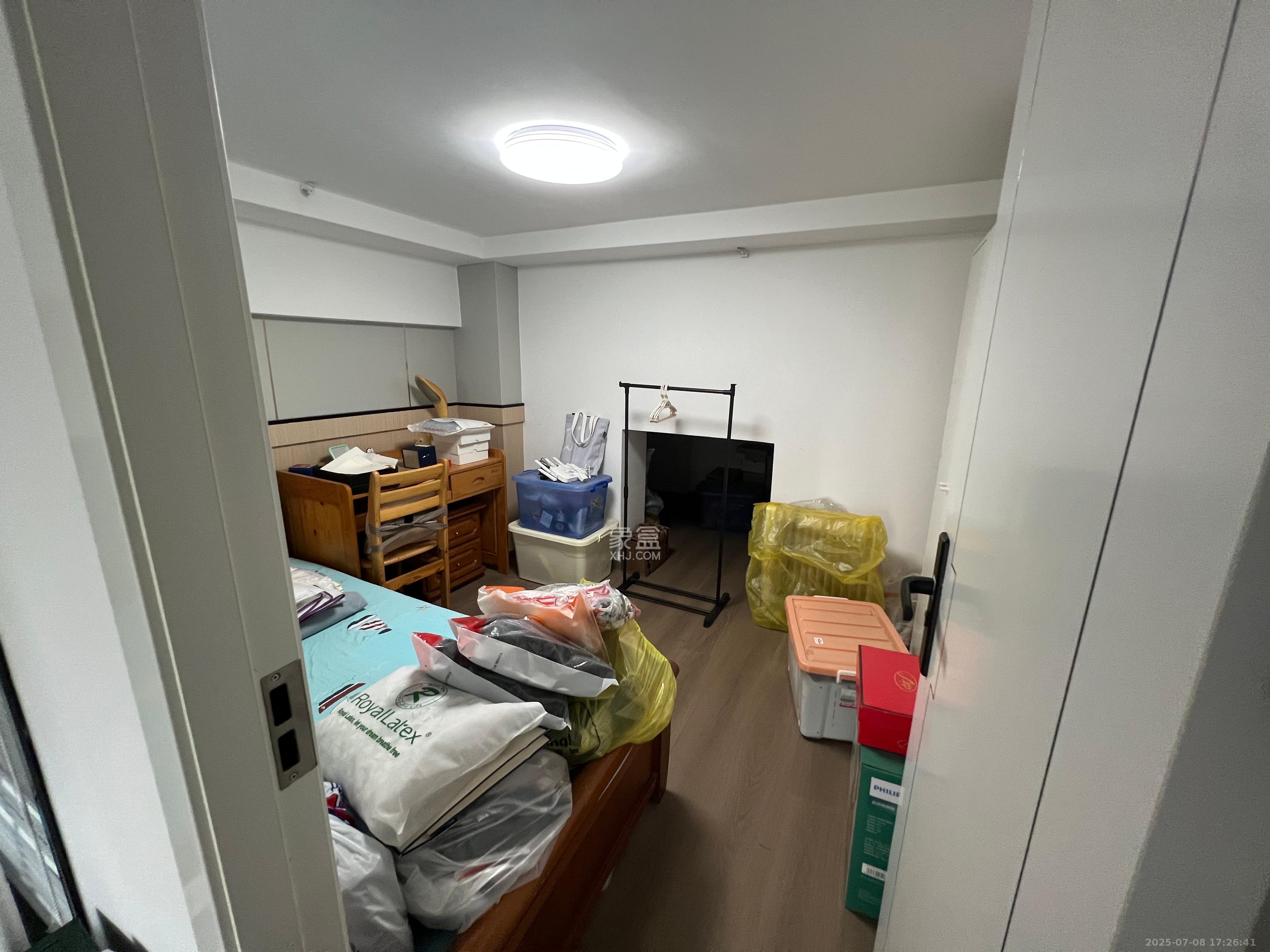 越秀悦湖台  2室1厅1卫   2500.00元/月室内图