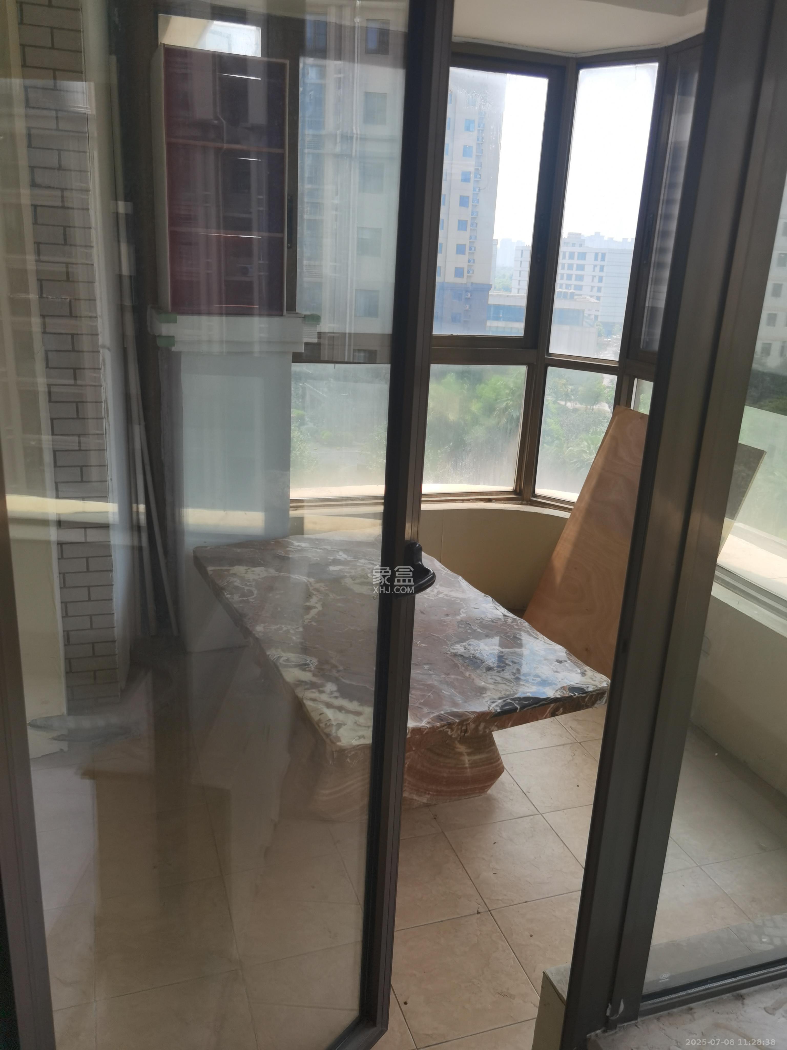 江山帝景雅典 4室2厅2卫 3200.0元/月 江山帝景雅典 4室2厅2卫 3200.0元/月室内图