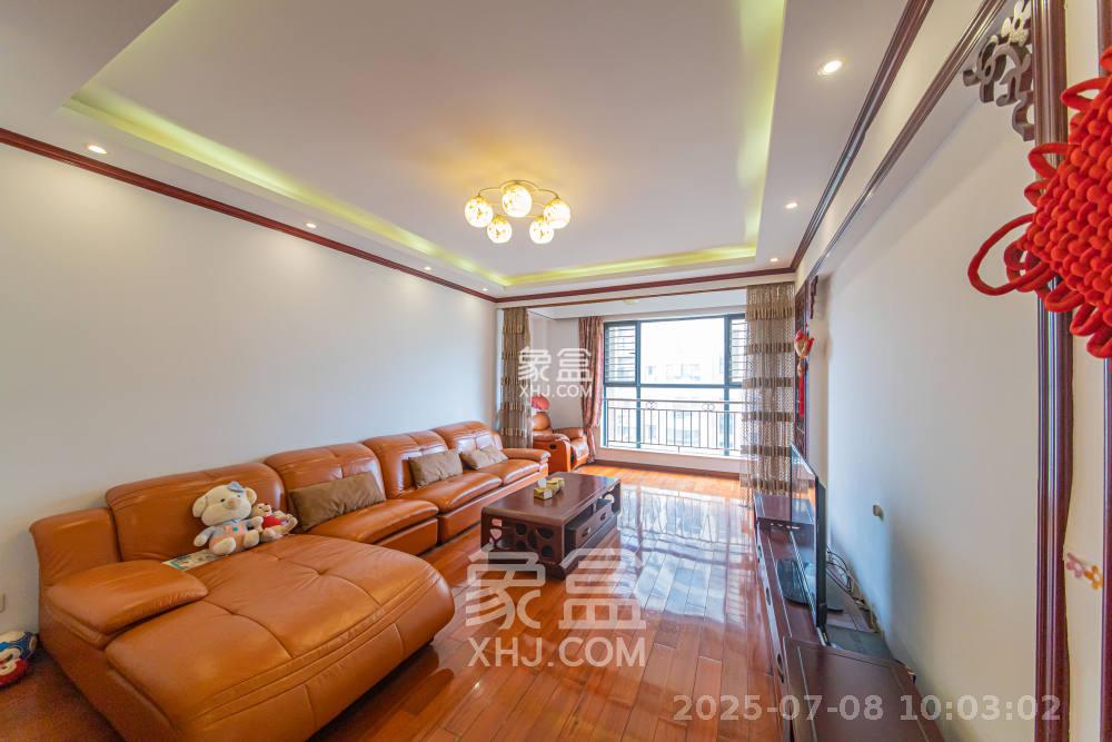 长盛岚庭  3室2厅1卫    2600.0元/月 长盛岚庭  3室2厅1卫    2600.0元/月室内图