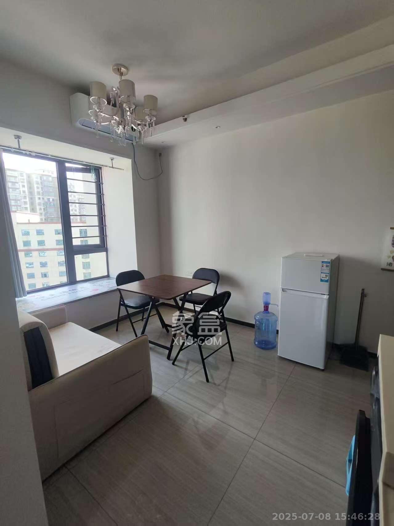 恒大时代广场  1室1厅1卫    1200.0元/月 恒大时代广场  1室1厅1卫    1200.0元/月室内图