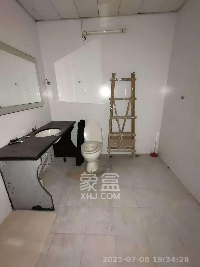 君临天厦   80.0㎡      2000.0元/月