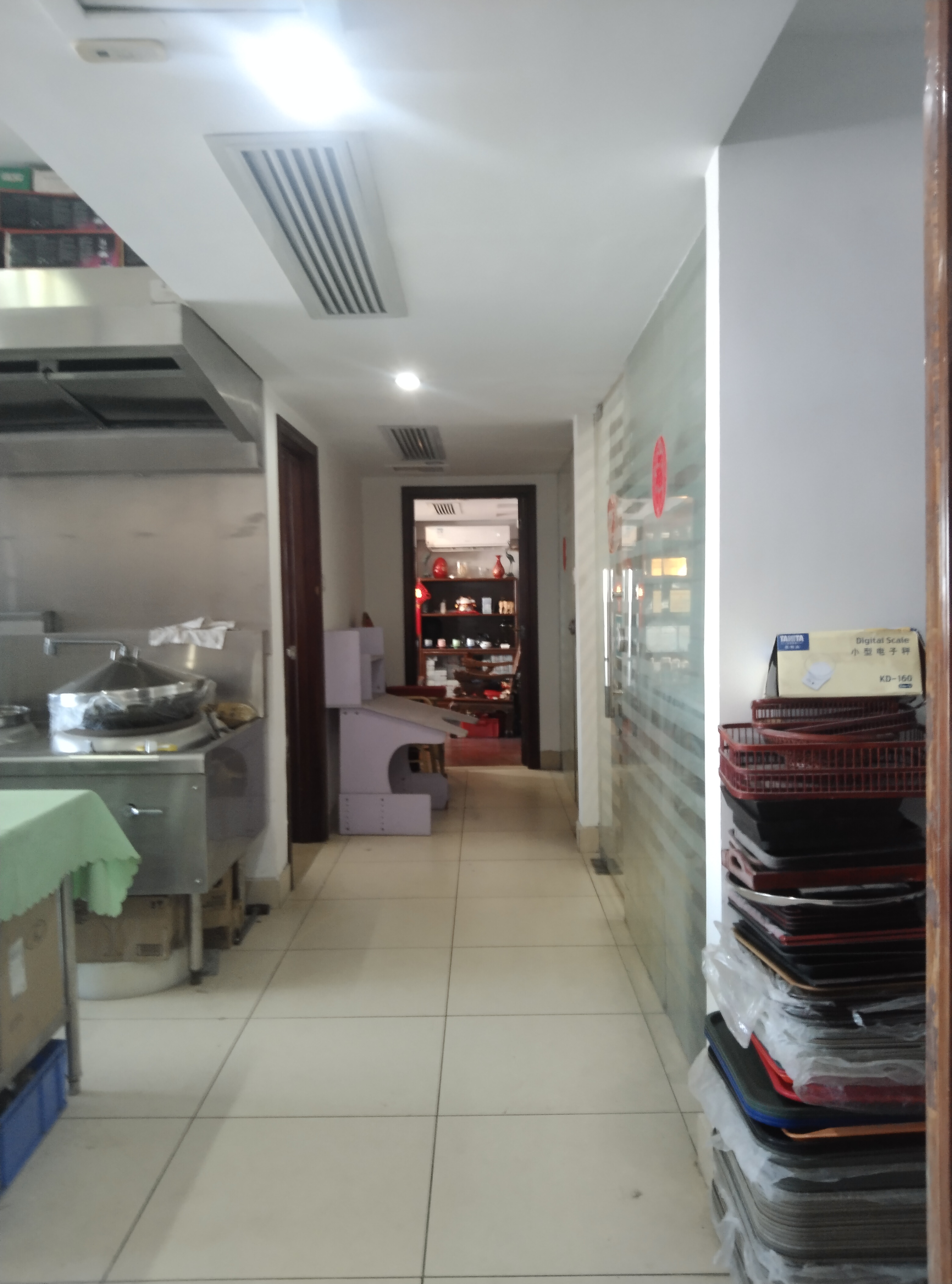 名门广场北区(二期) 4室2厅2卫 6000.0元/月 名门广场北区(二期) 4室2厅2卫 6000.0元/月室内图