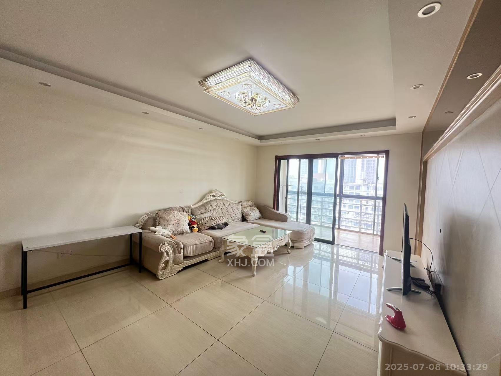 鼎丰前城 3室1厅2卫 2800.0元/月 鼎丰前城 3室1厅2卫 2800.0元/月室内图