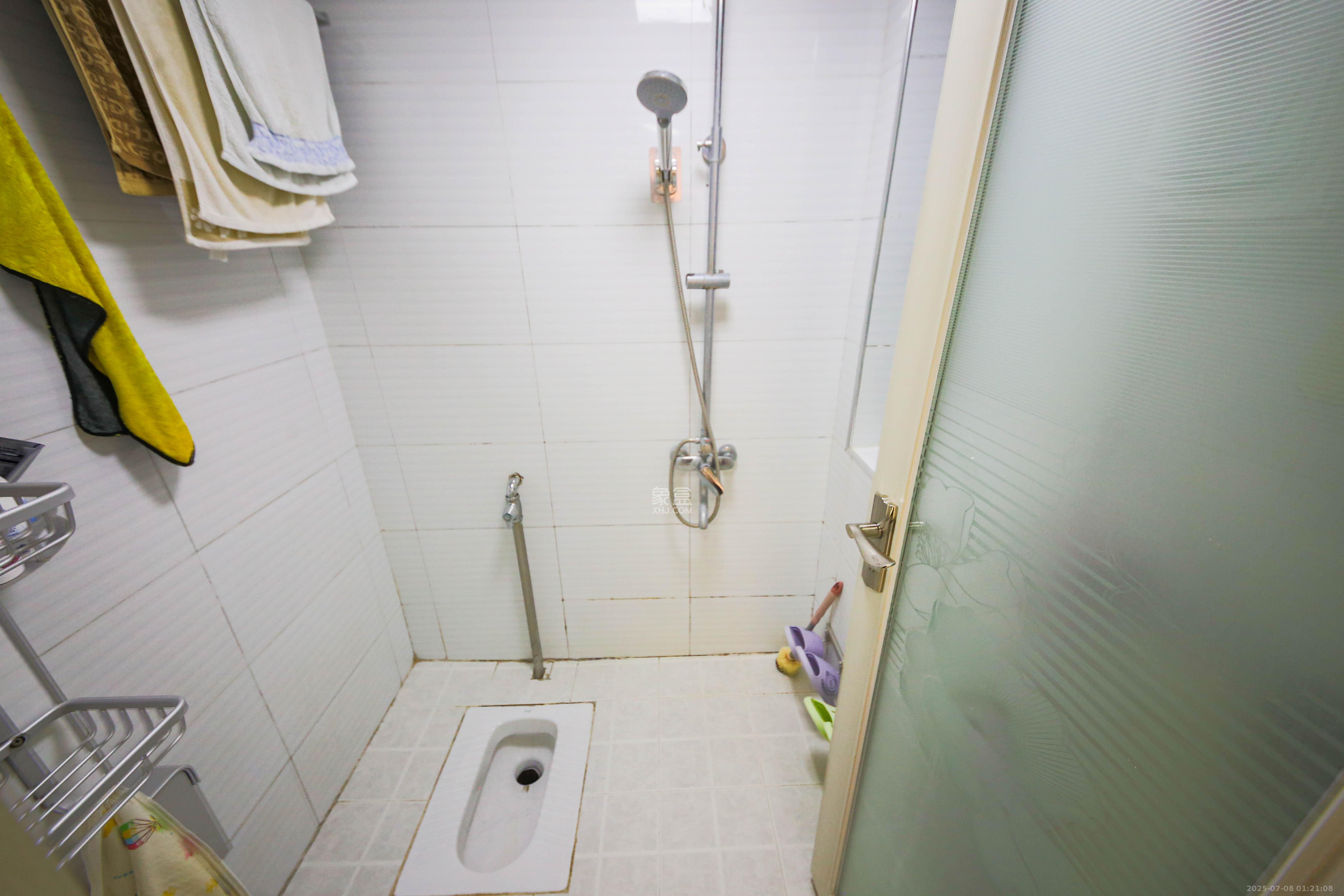 BOBO天下城(CTA财富中心)  1室2厅1卫    105.0万 BOBO天下城(CTA财富中心)  1室2厅1卫    105.0万卫生间