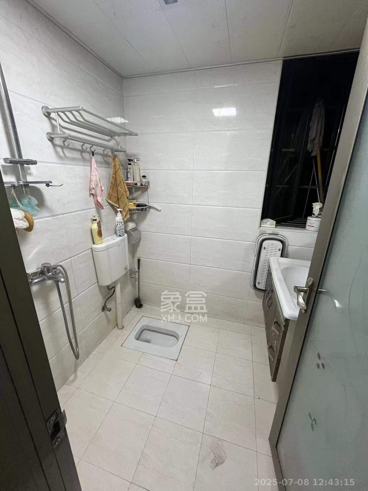 鹏基诺亚山林  4室2厅2卫    2680.0元/月 鹏基诺亚山林  4室2厅2卫    2680.0元/月室内图