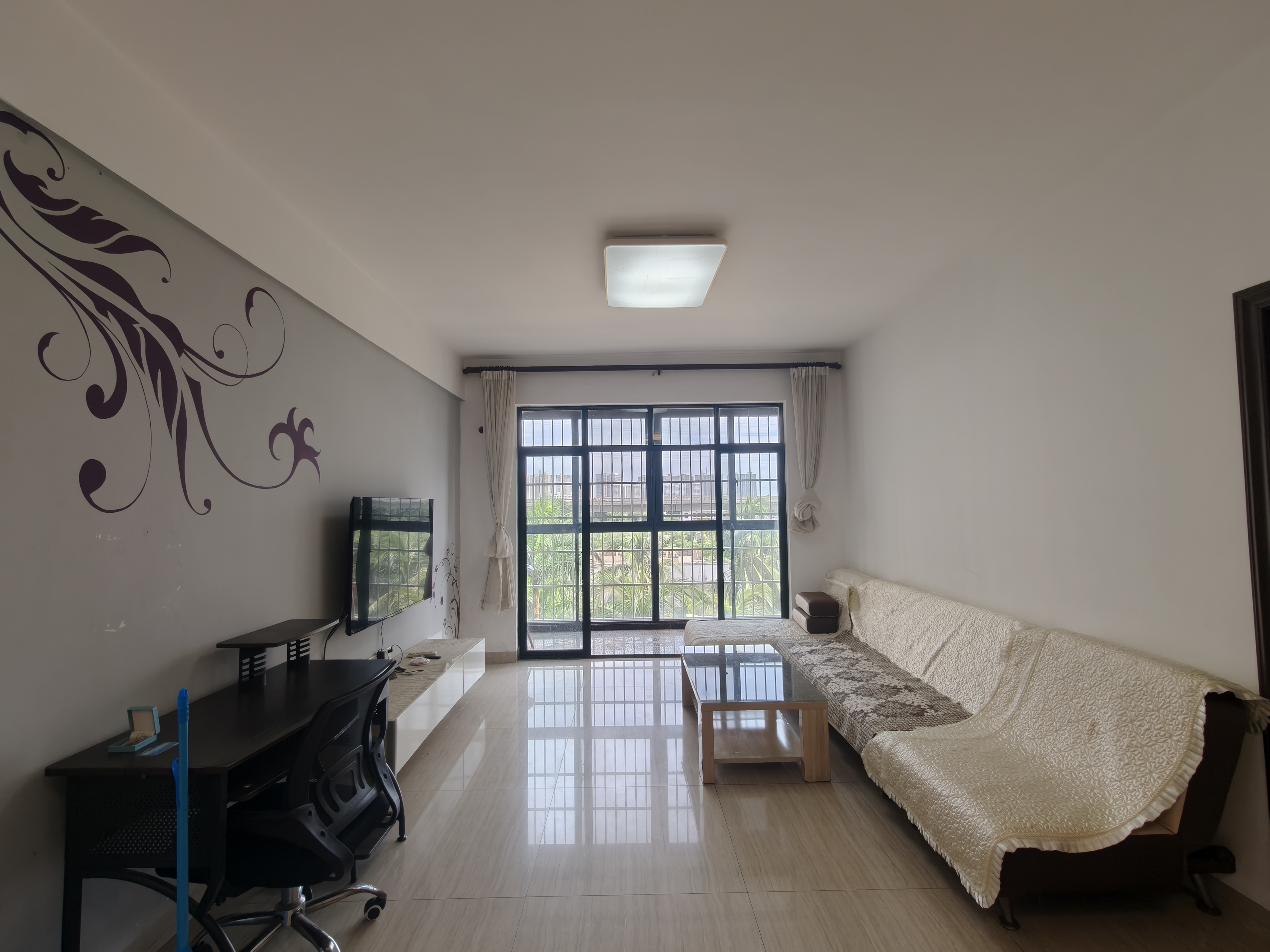 西城一号 2室2厅1卫 2300.0元/月 西城一号 2室2厅1卫 2300.0元/月室内图