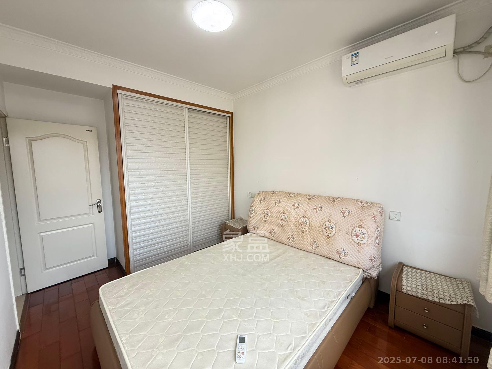 怡海星城 3室2厅1卫 1800.0元/月 怡海星城 3室2厅1卫 1800.0元/月室内图