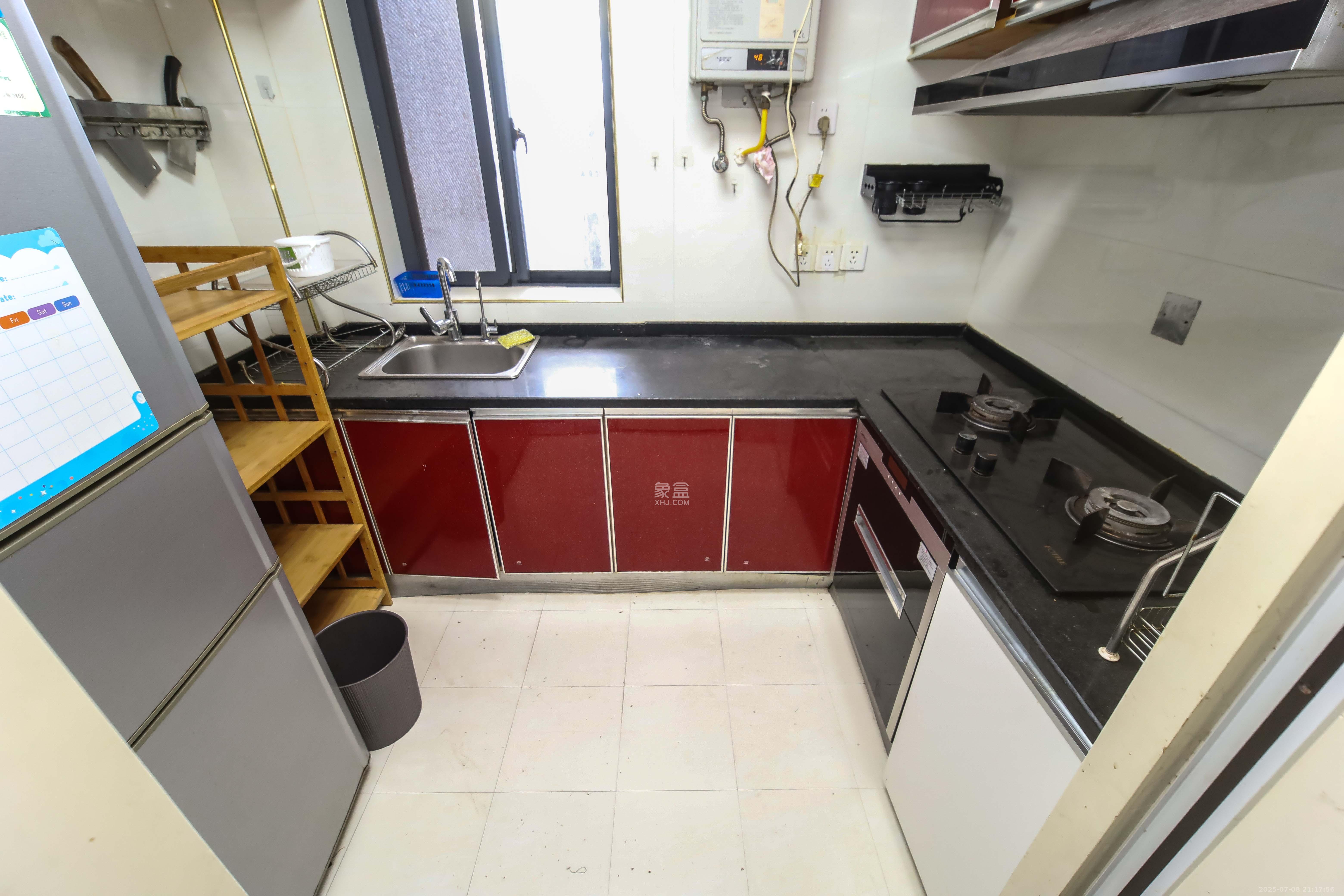 江河双水湾 3室2厅1卫 76.0万 江河双水湾 3室2厅1卫 76.0万厨房