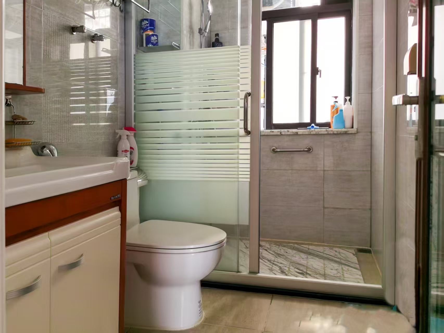 和风鑫苑  4室2厅2卫    3800.0元/月 和风鑫苑  4室2厅2卫    3800.0元/月室内图