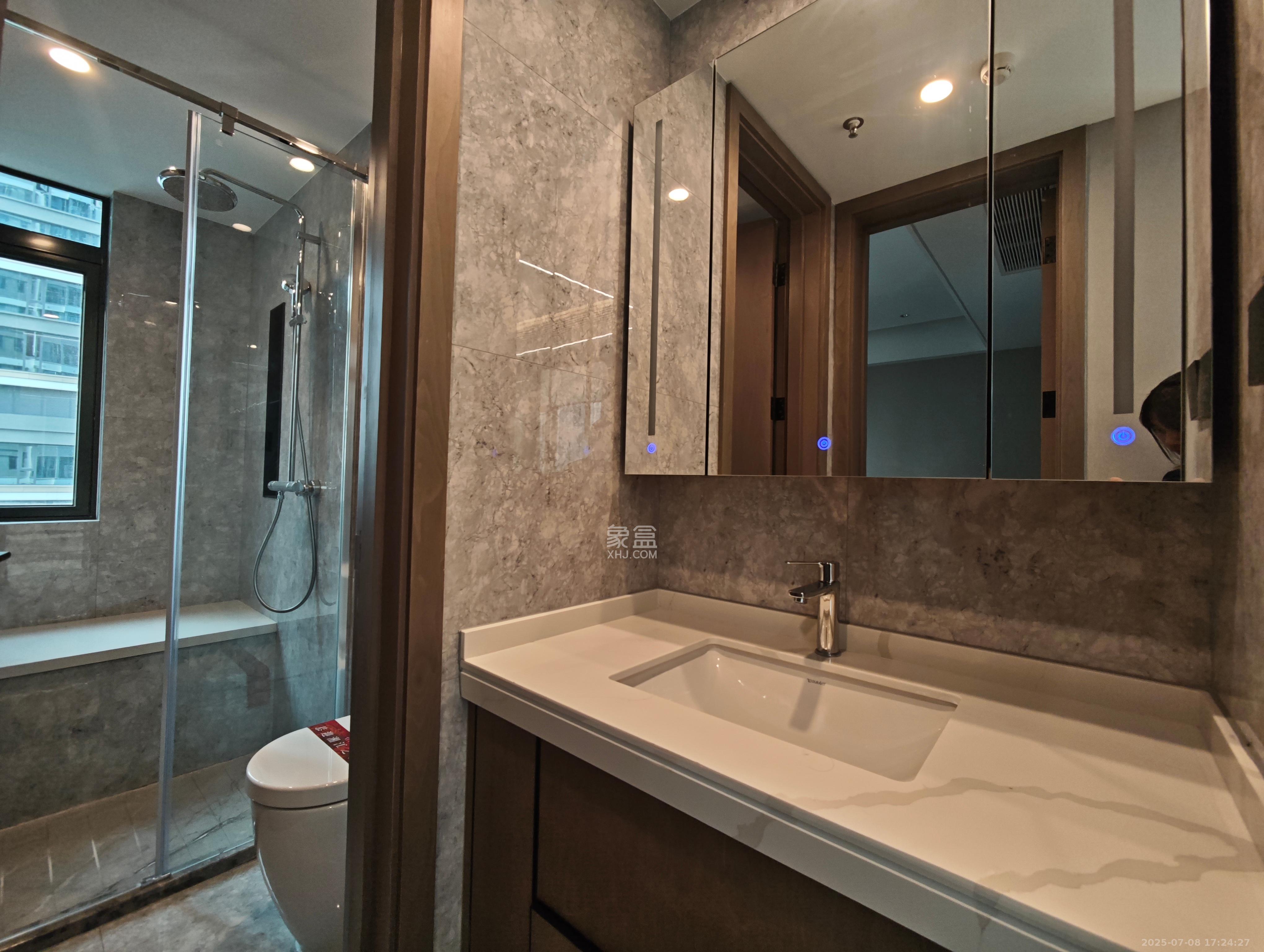 旭辉铂悦湘江 4室2厅1卫 10500.0元/月 旭辉铂悦湘江 4室2厅1卫 10500.0元/月室内图