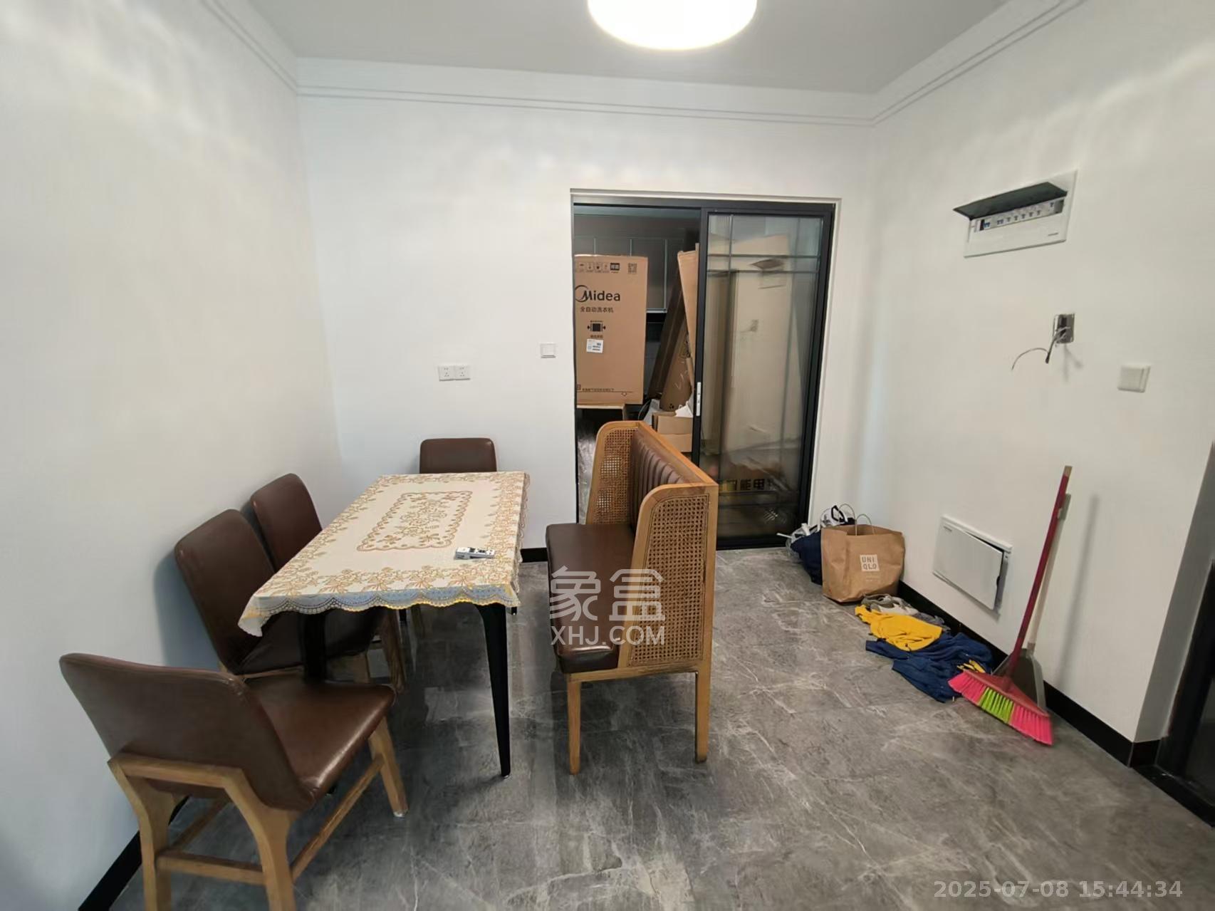 岭福家苑（天心佳苑）  2室2厅1卫   2800.00元/月室内图