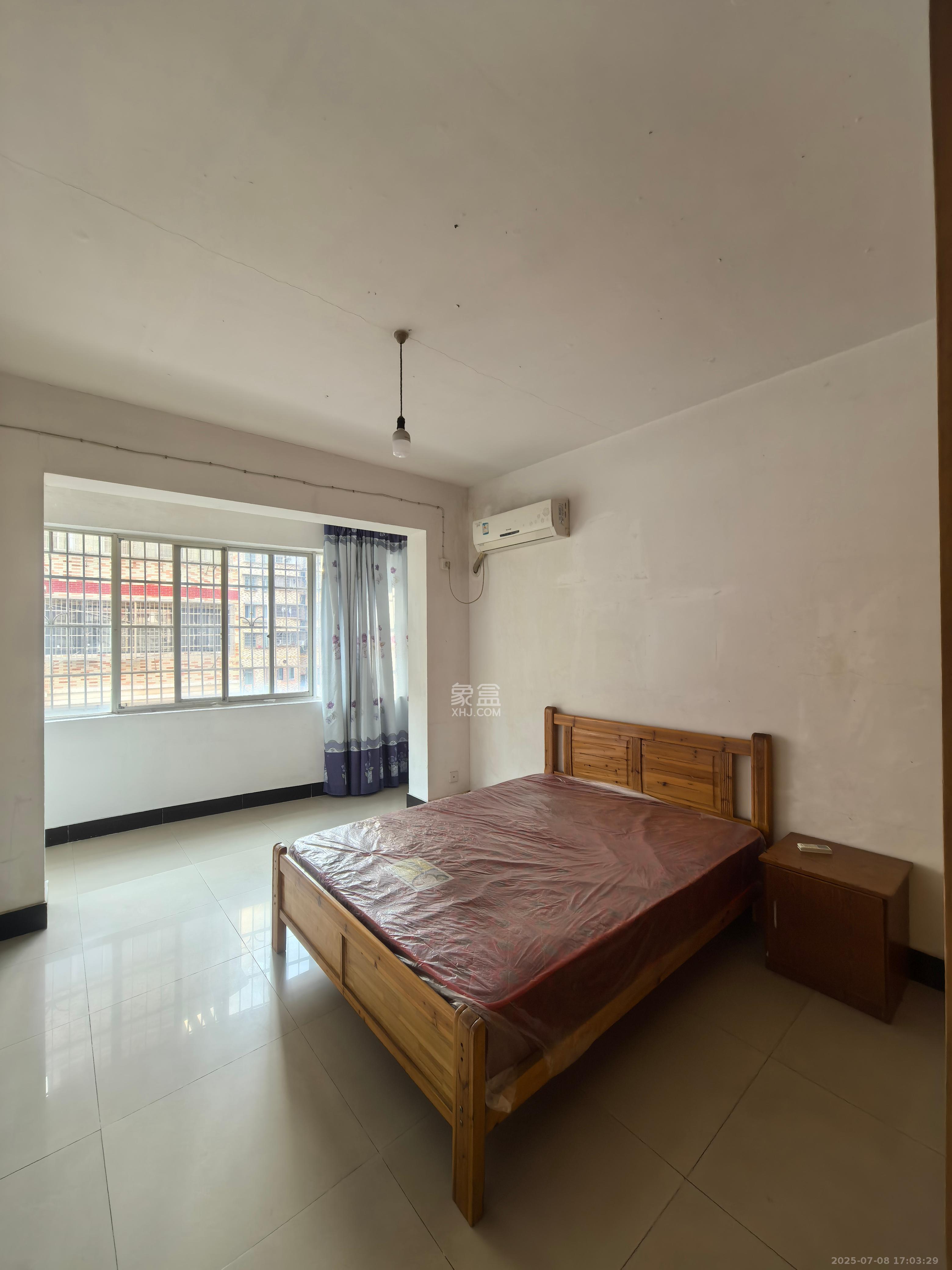 星沙商业步行街 1室0厅0卫 1400.0元/月 星沙商业步行街 1室0厅0卫 1400.0元/月室内图