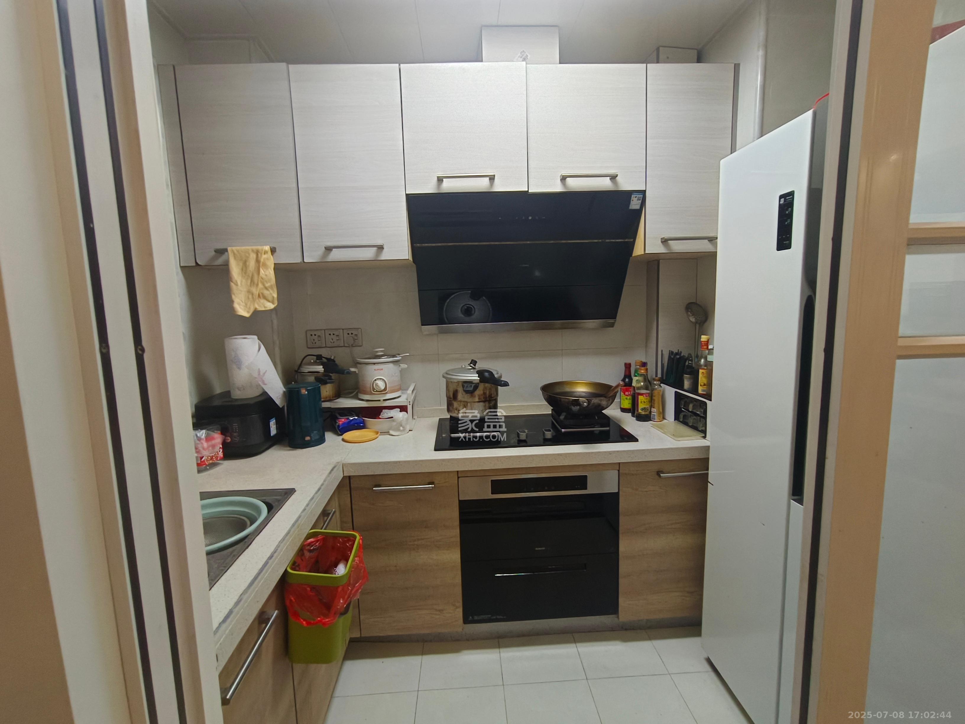 兰亭湾畔  3室2厅1卫   2600.00元/月